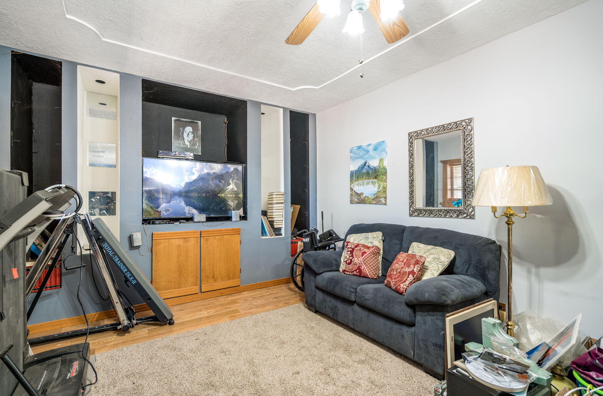 2712 Solano Drive NE