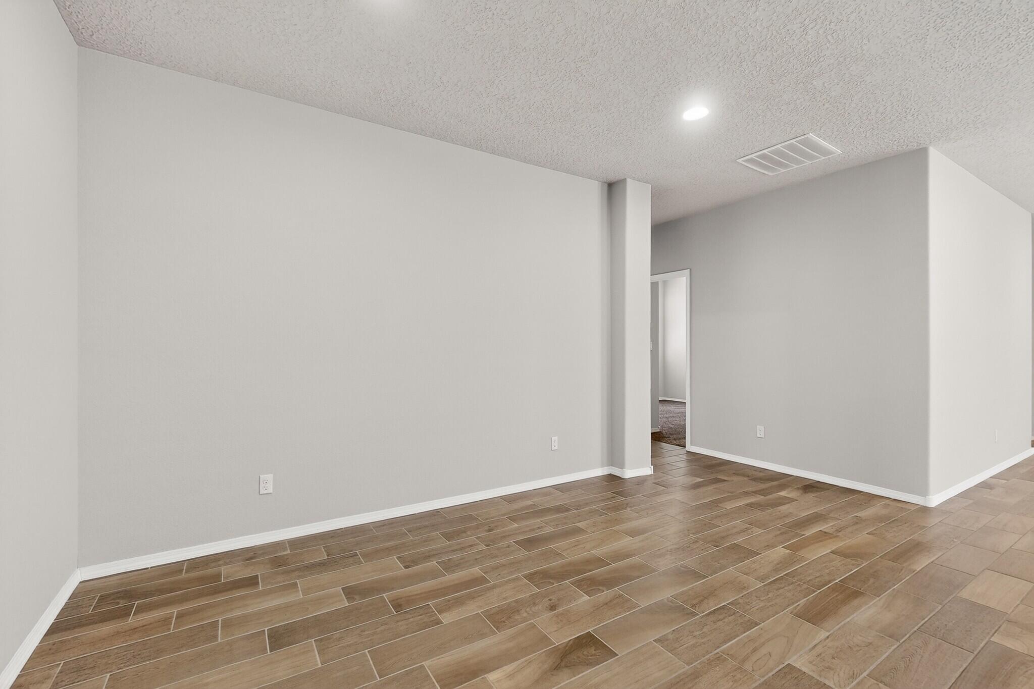 2043 Silver Dollar Street SE