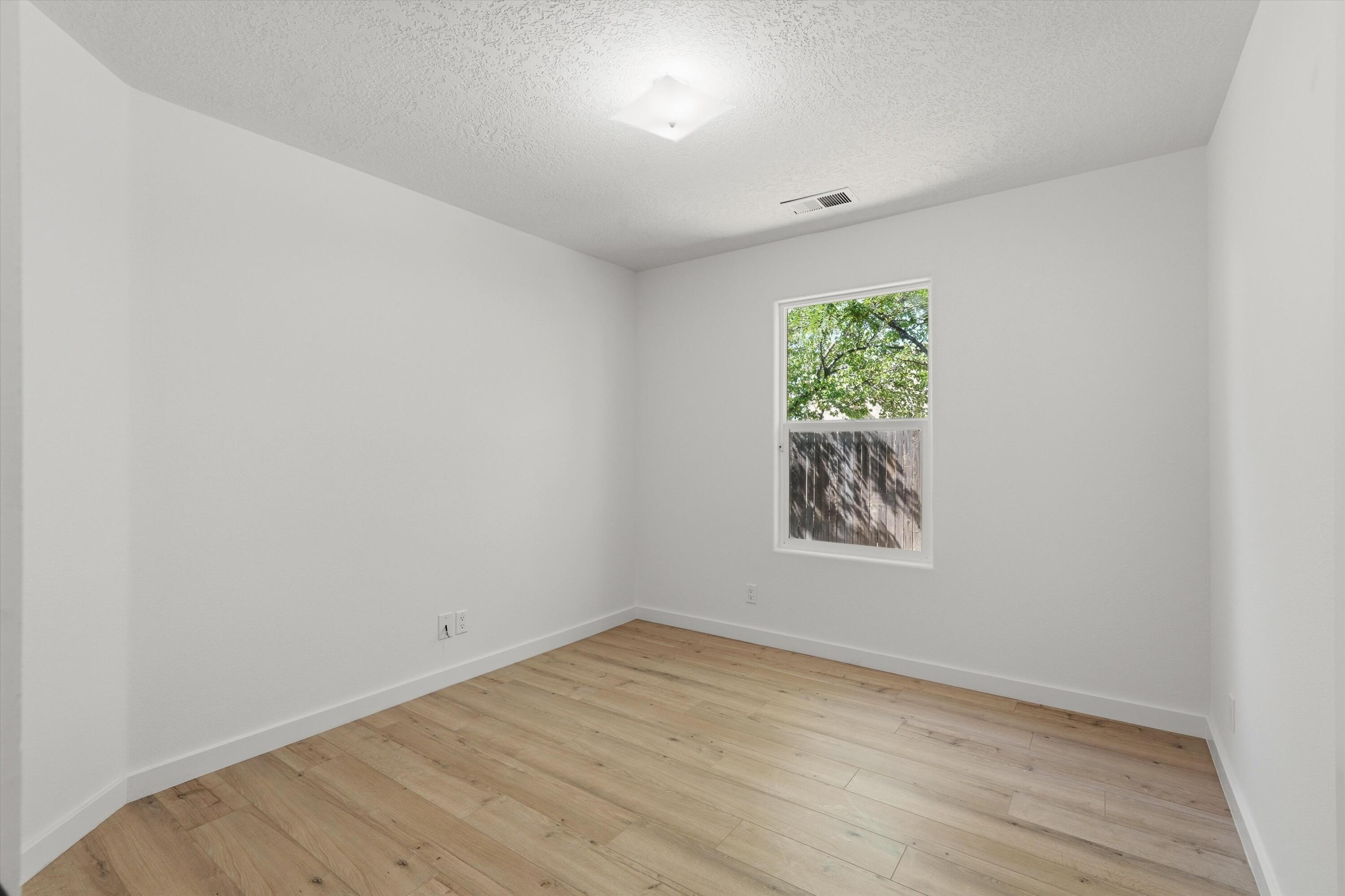 6963 Golden Mesa