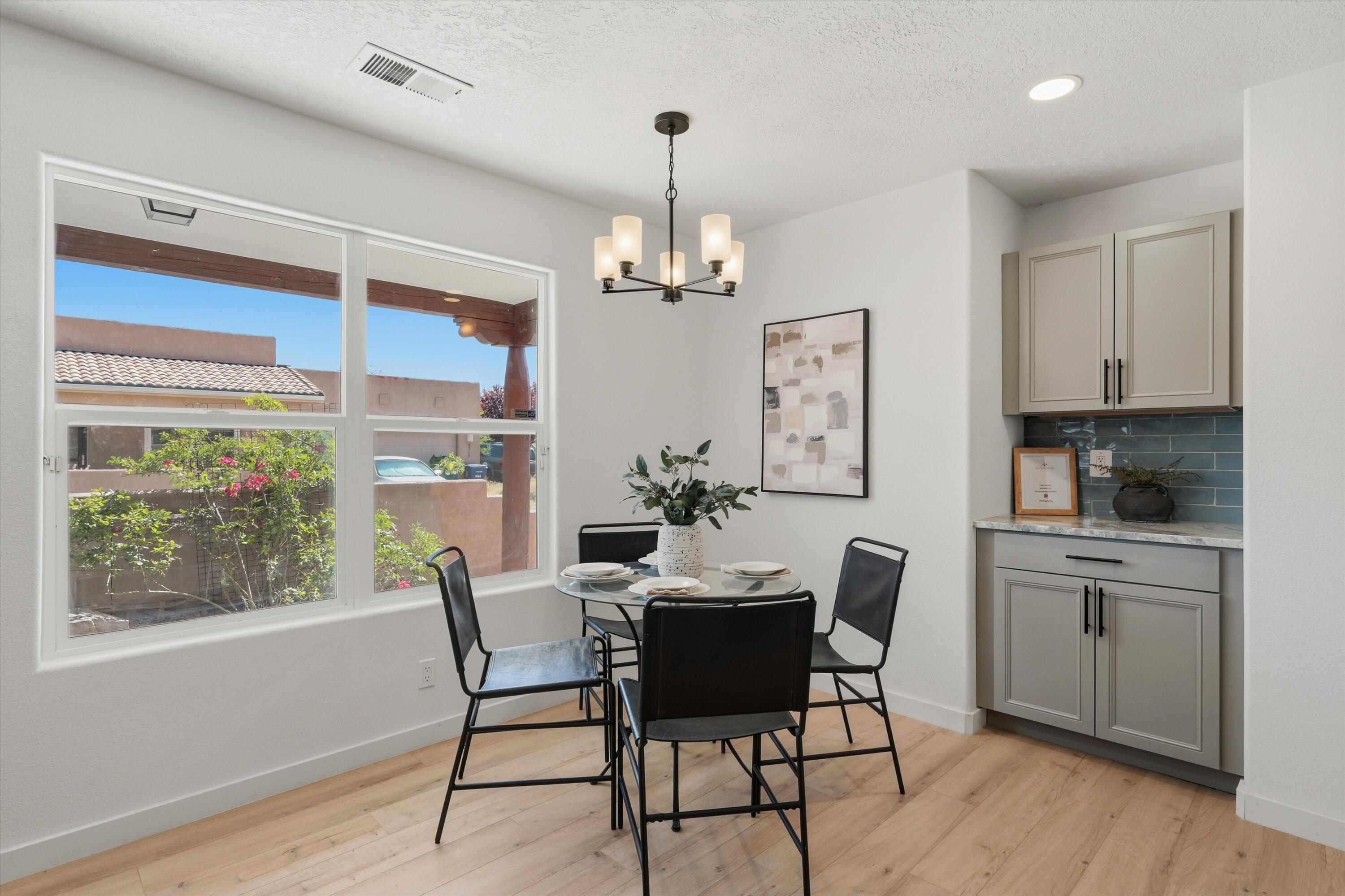 6963 Golden Mesa