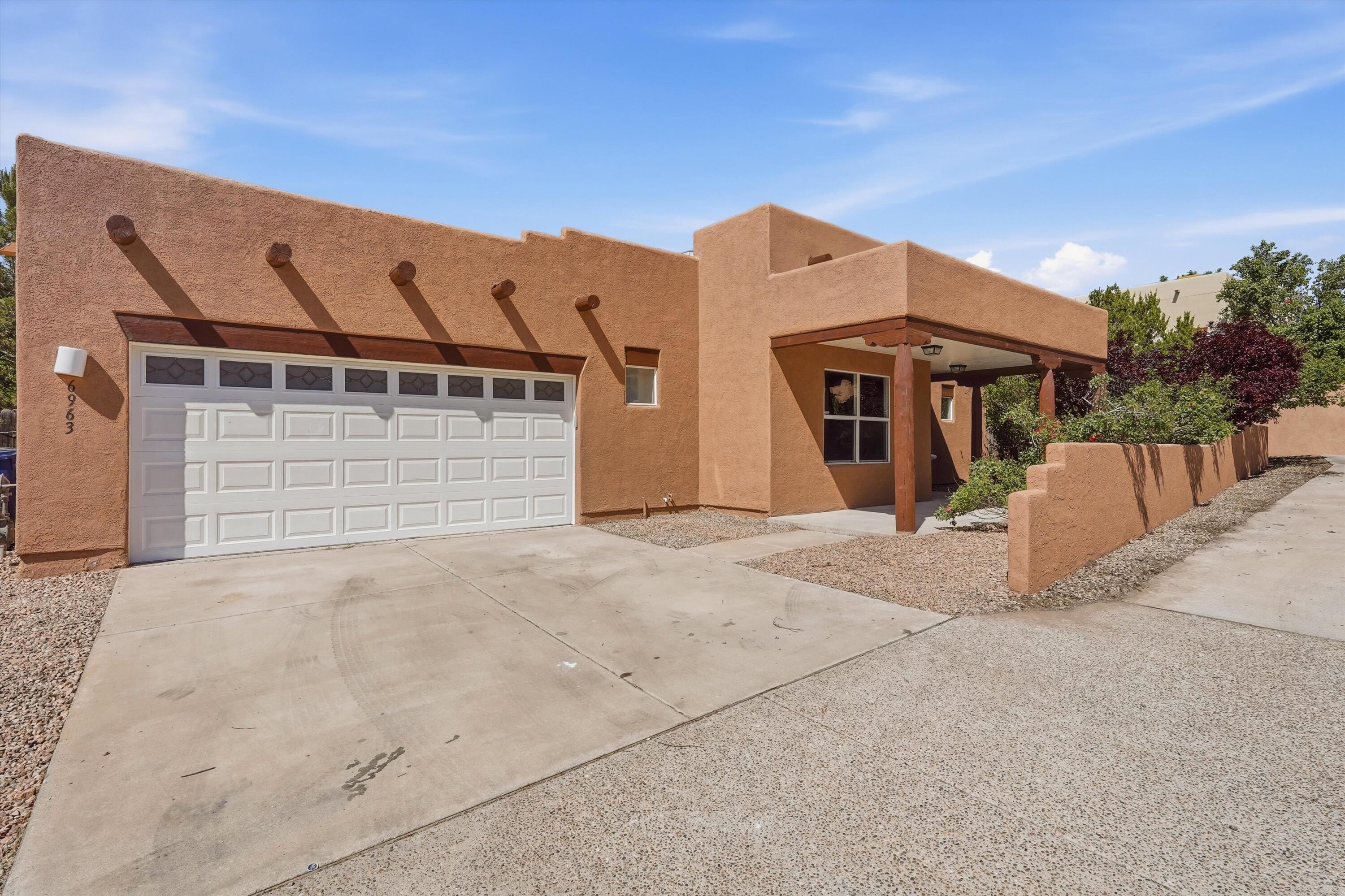 6963 Golden Mesa