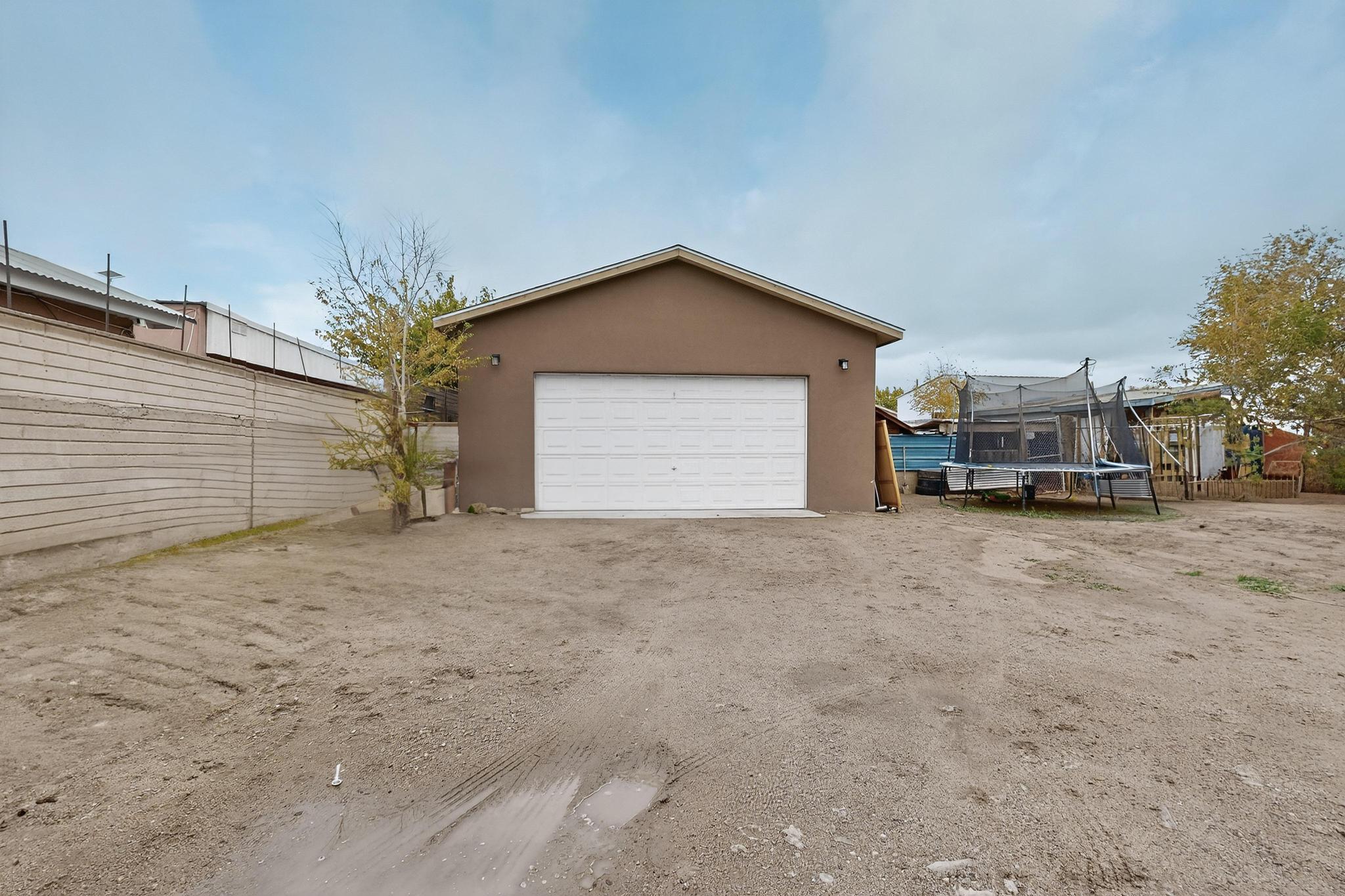 305 San Jose Avenue SE
