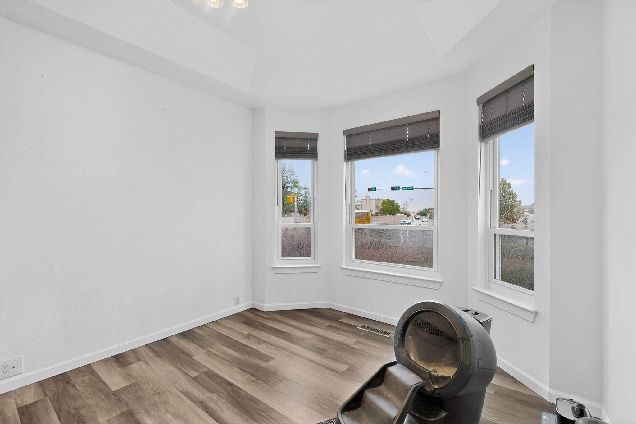 233 Nicklaus Drive SE