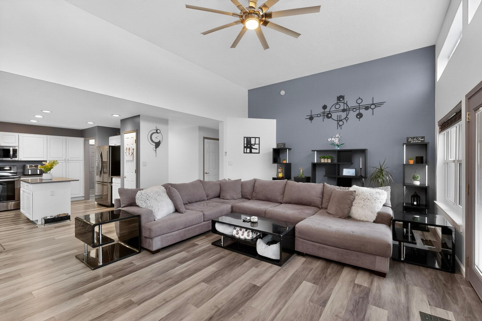 233 Nicklaus Drive SE