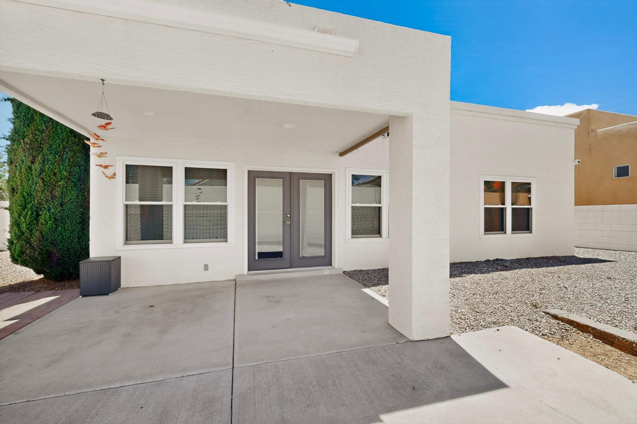 233 Nicklaus Drive SE