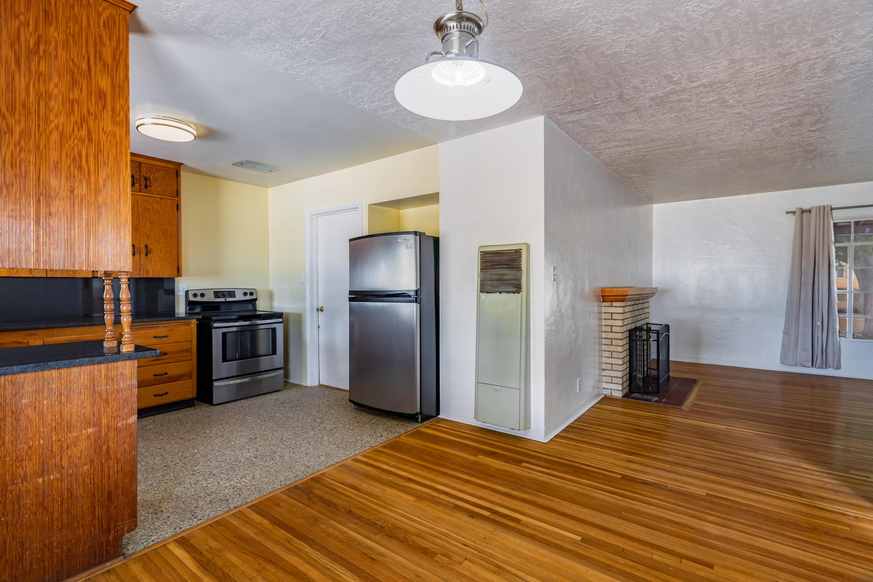2801 Alvarado Drive NE