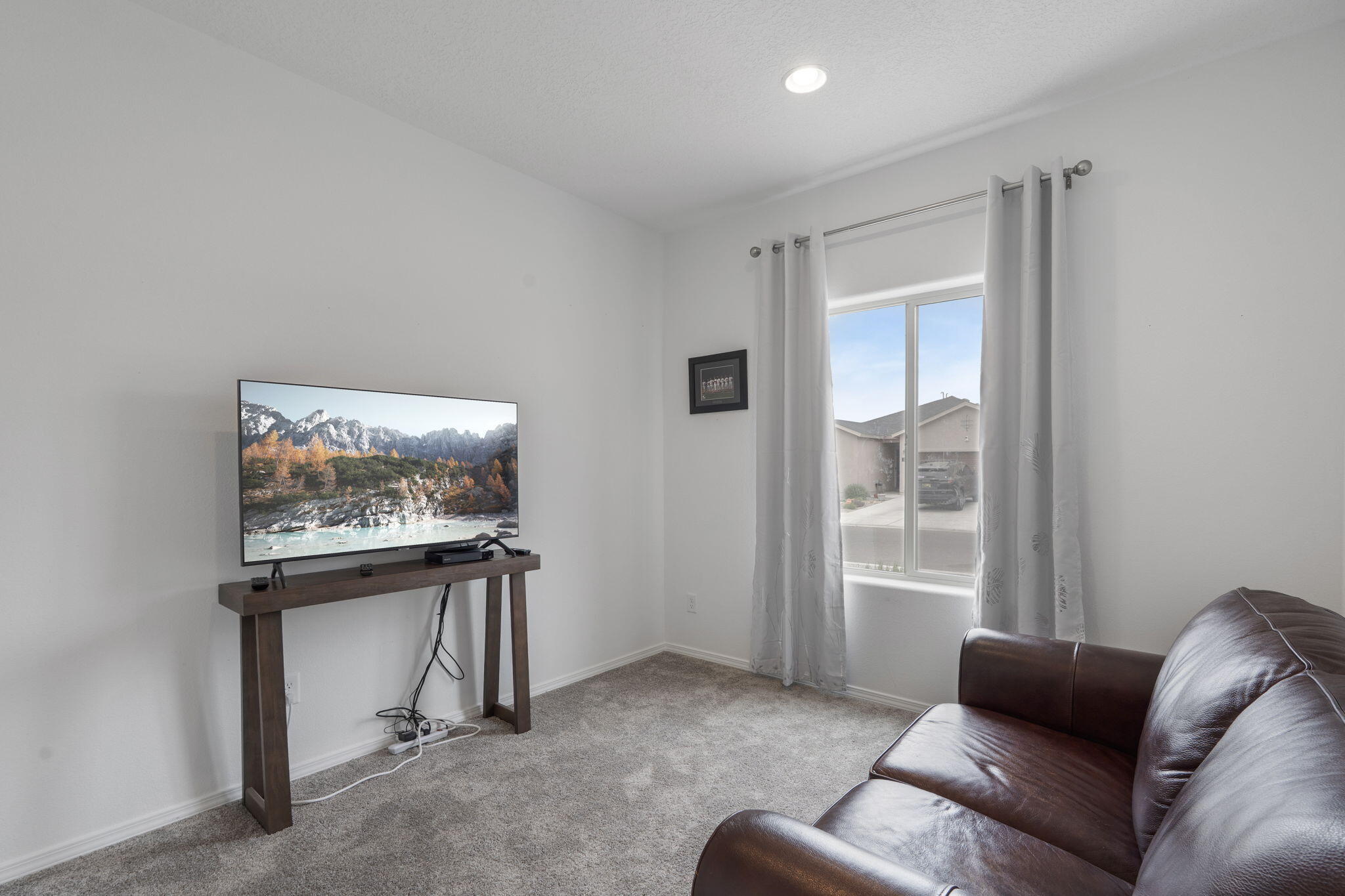 126 Spectrum Avenue SW