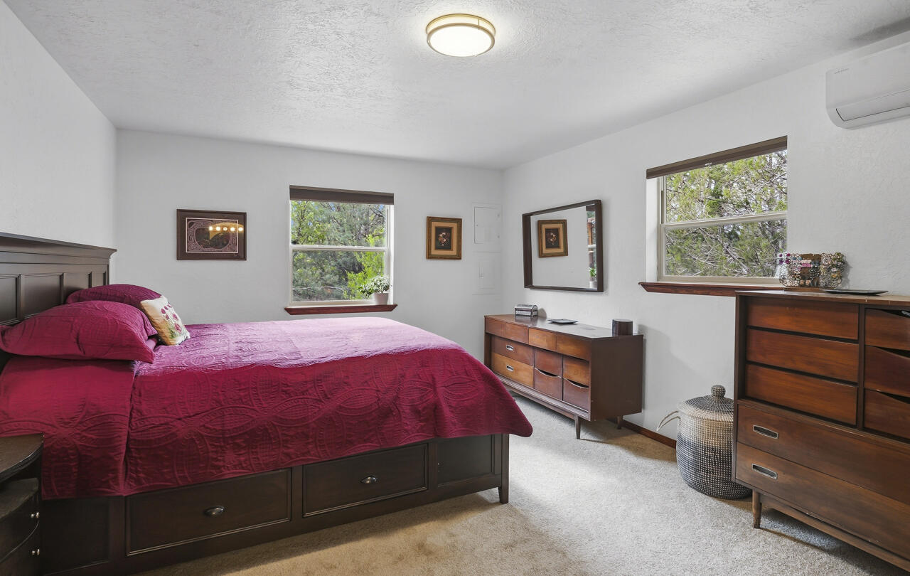 20 Cedar Hill Drive