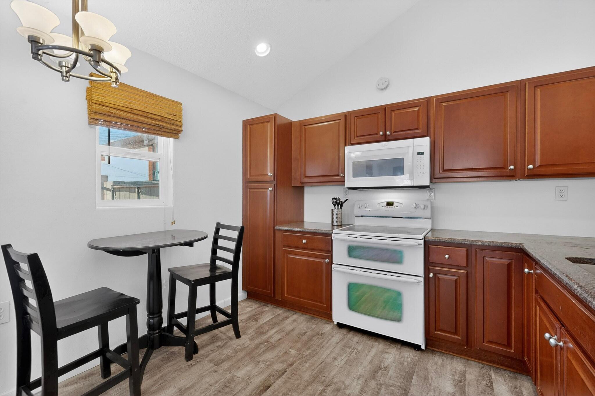 119 Walter Street NE