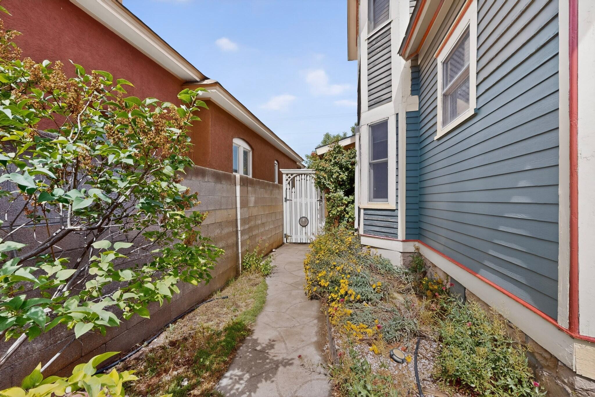 119 Walter Street NE