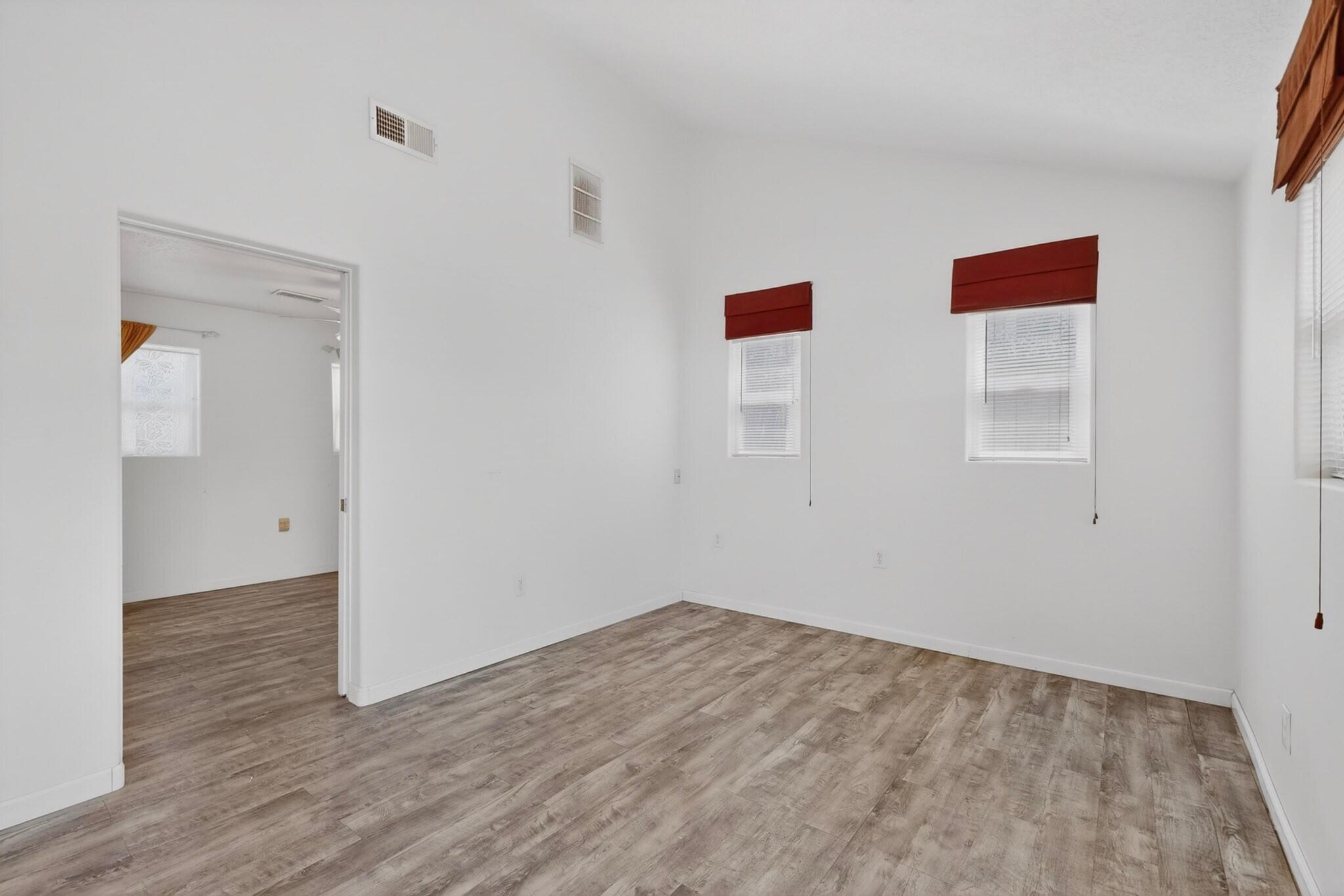 119 Walter Street NE
