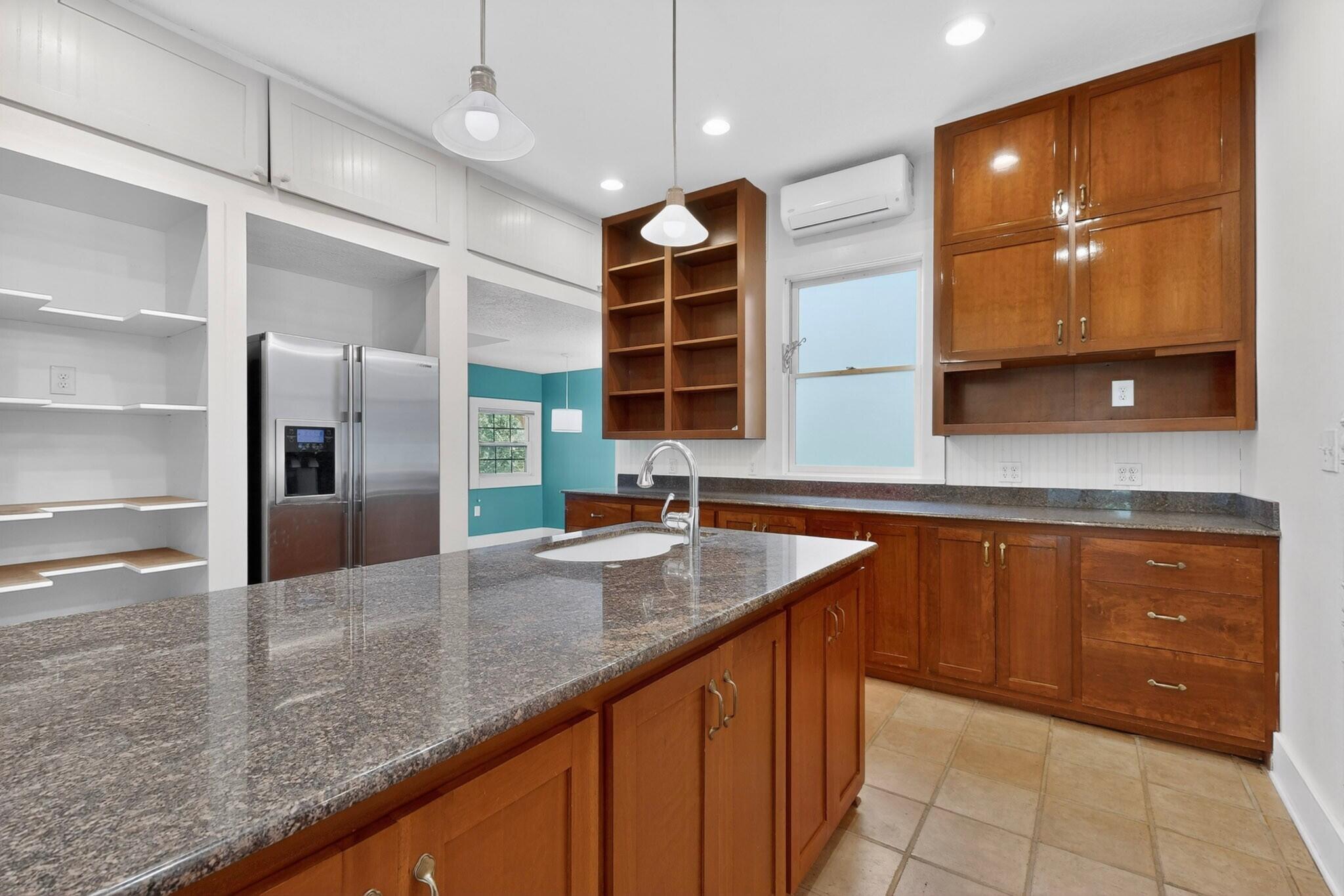 119 Walter Street NE