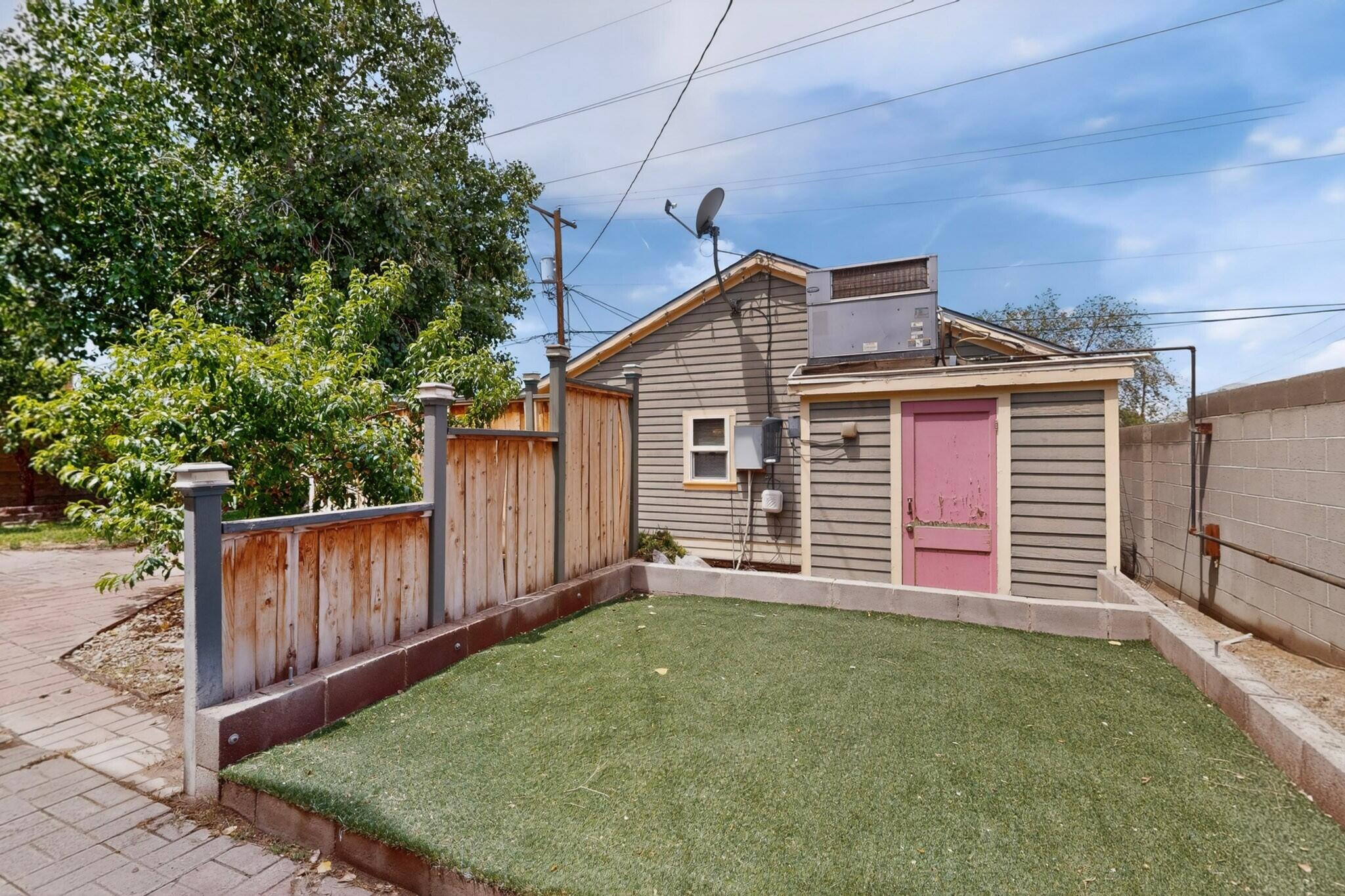 119 Walter Street NE