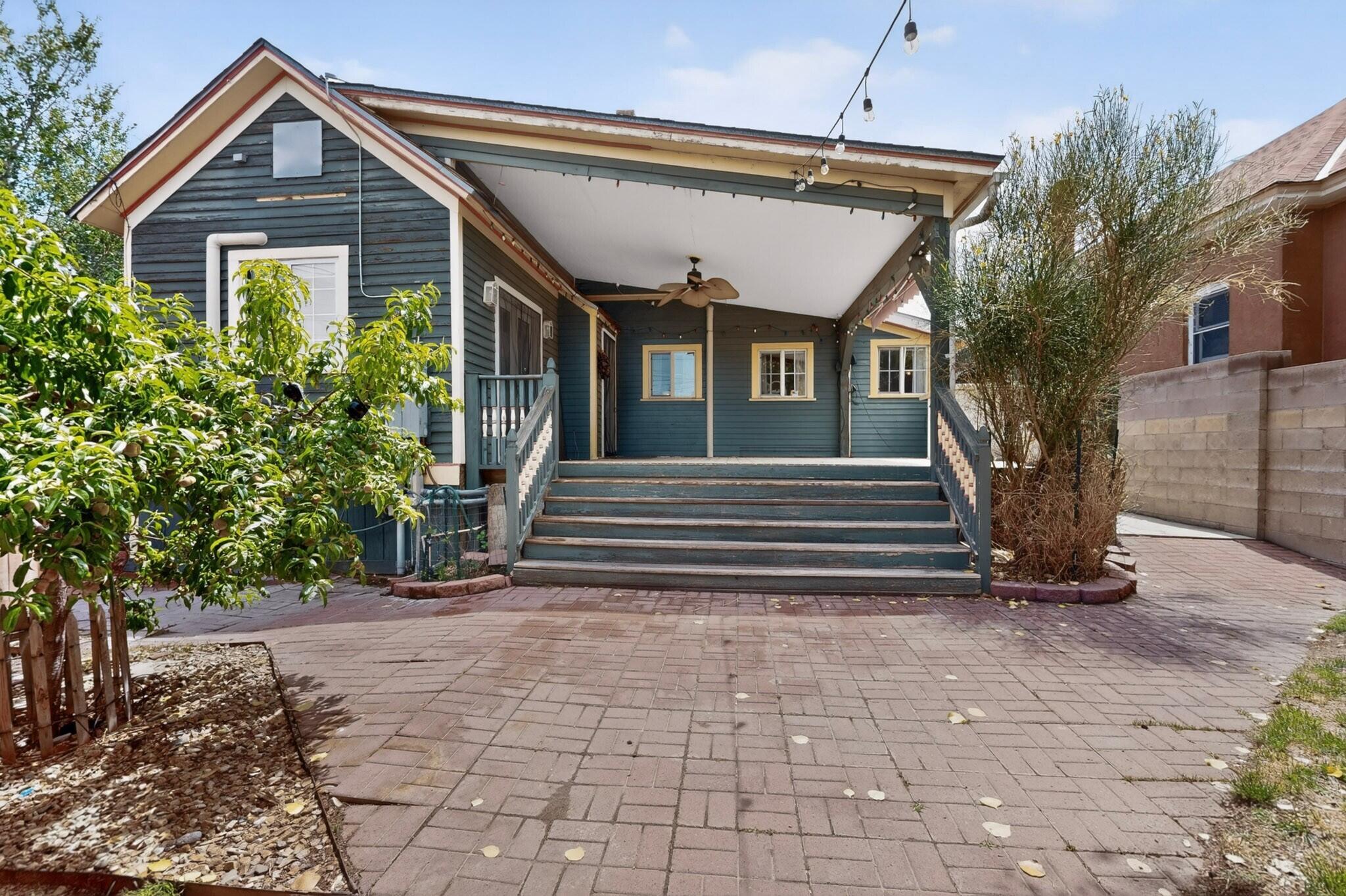 119 Walter Street NE