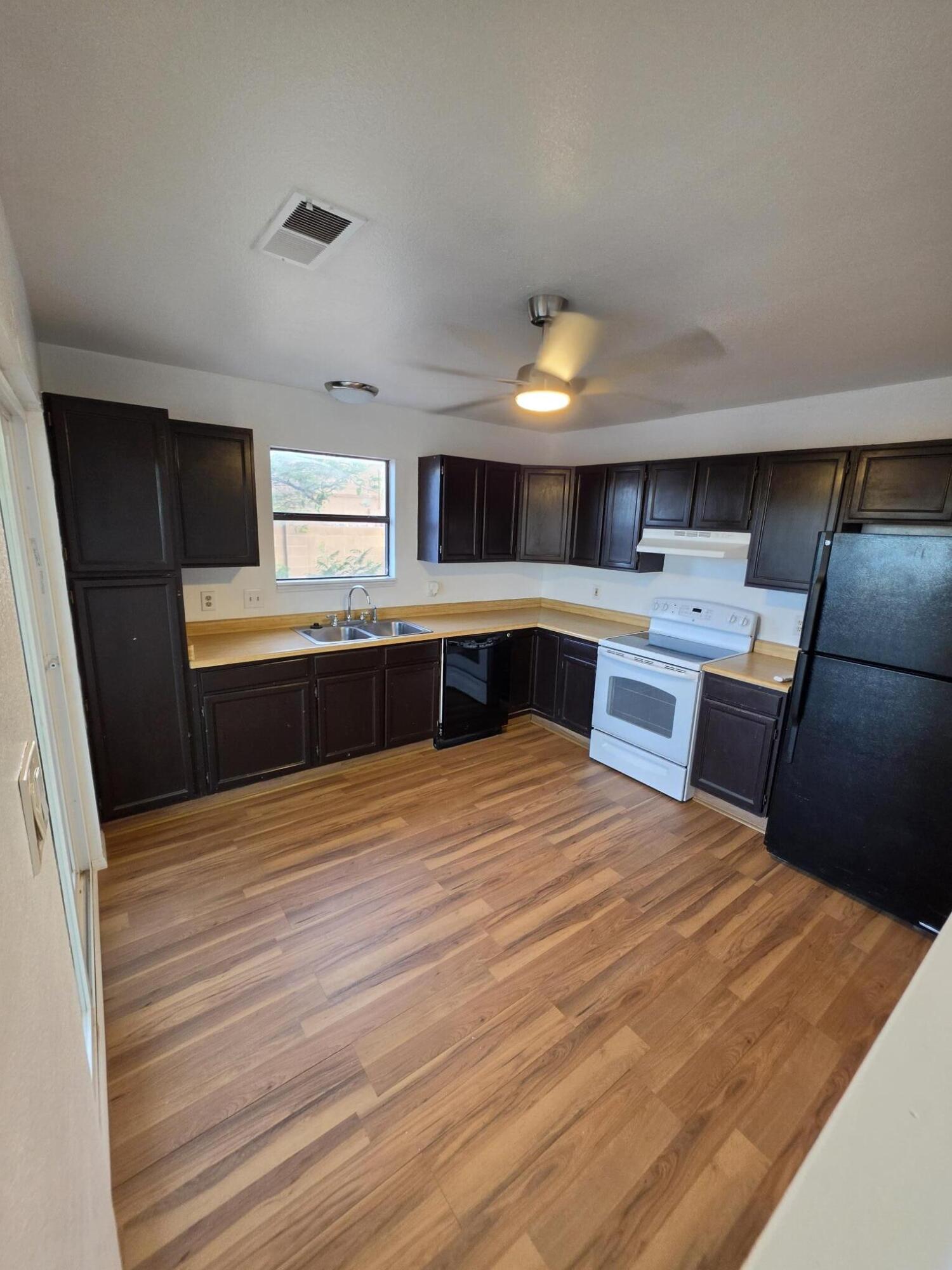 101 Marigold Drive SW