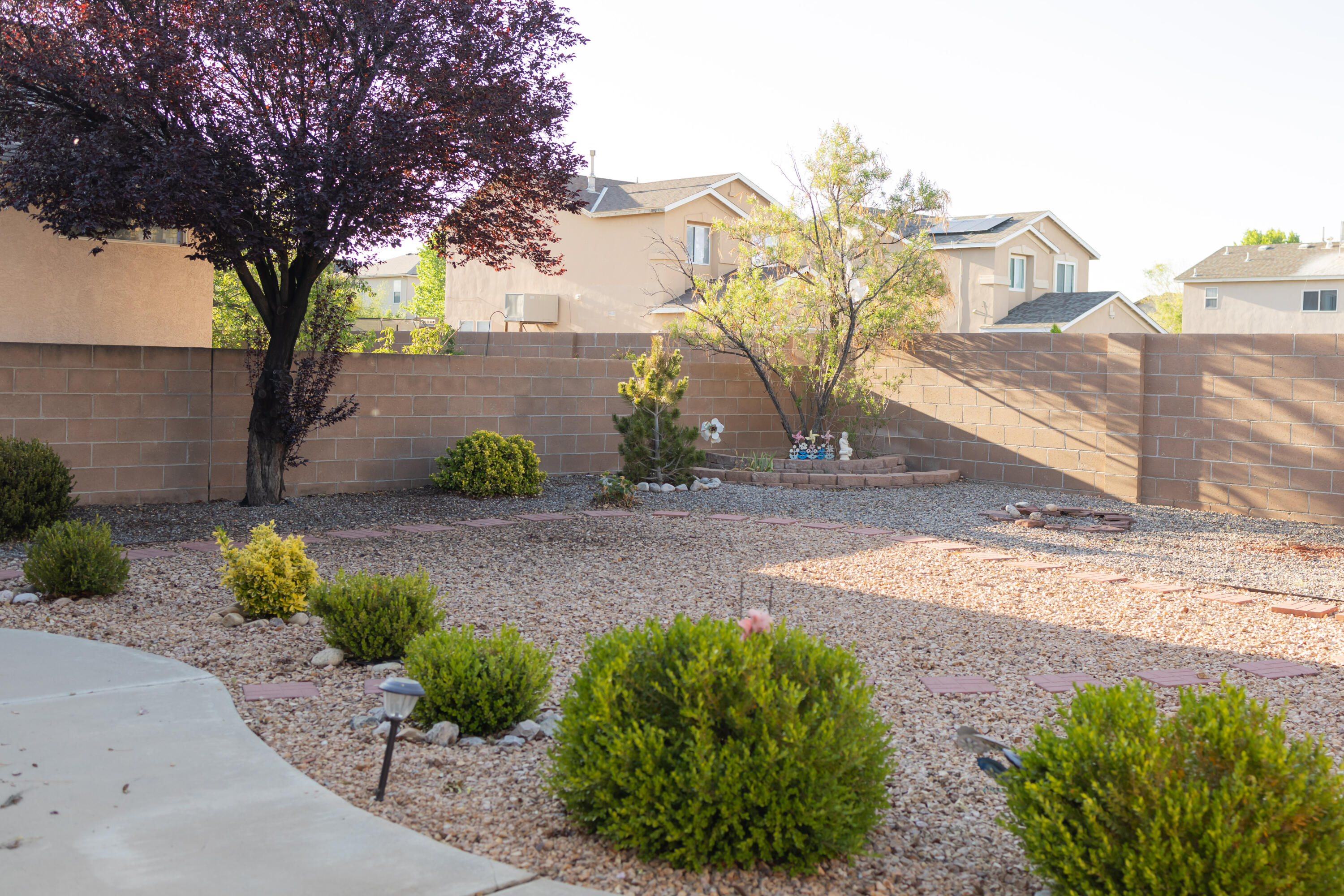6243 Calle Feliz NW