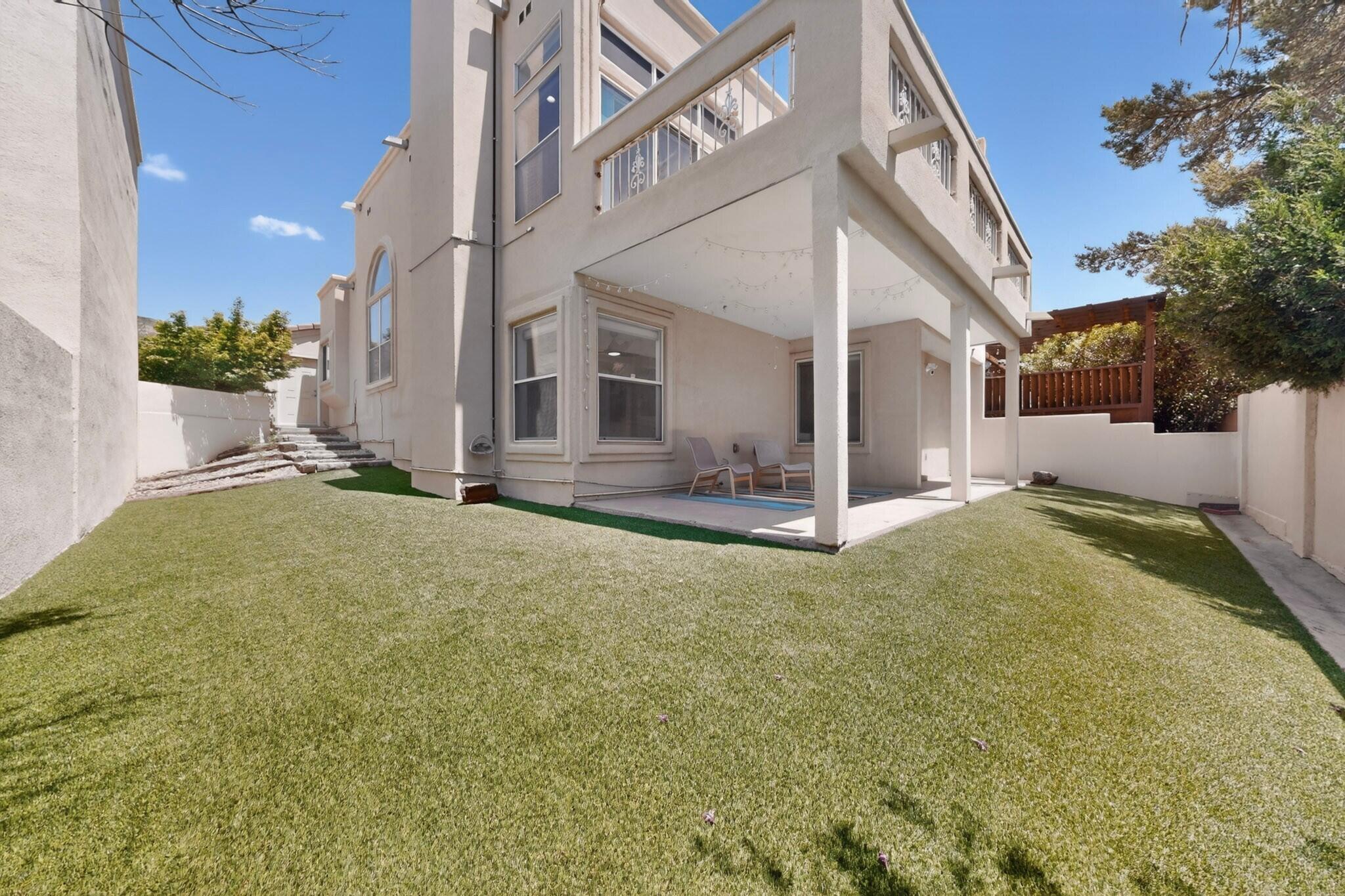 1247 Monte Verde Drive NE
