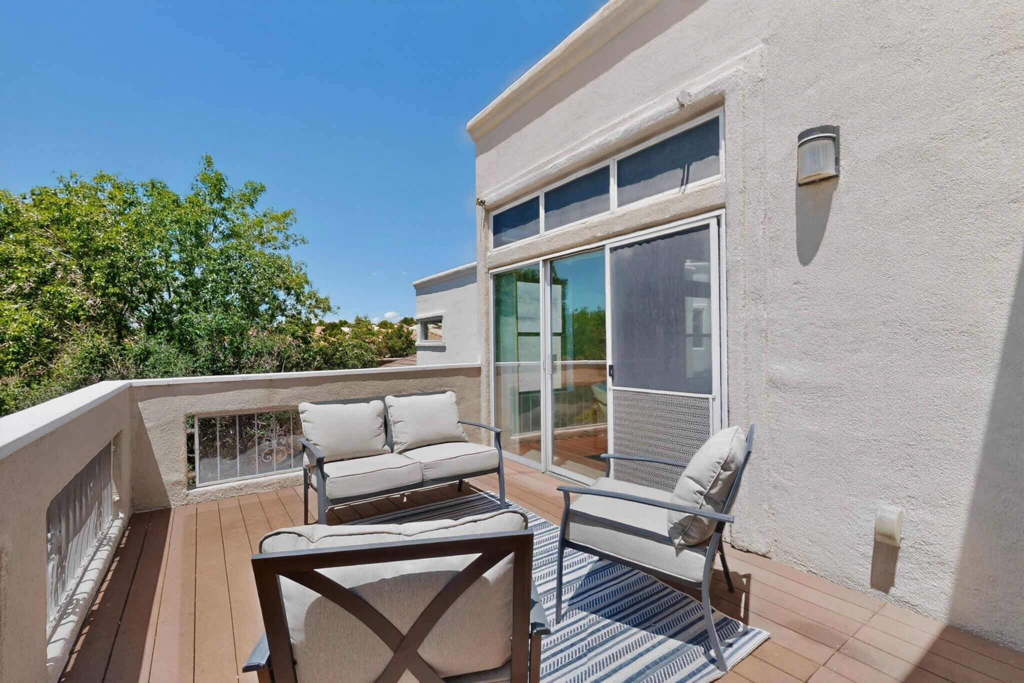 1247 Monte Verde Drive NE