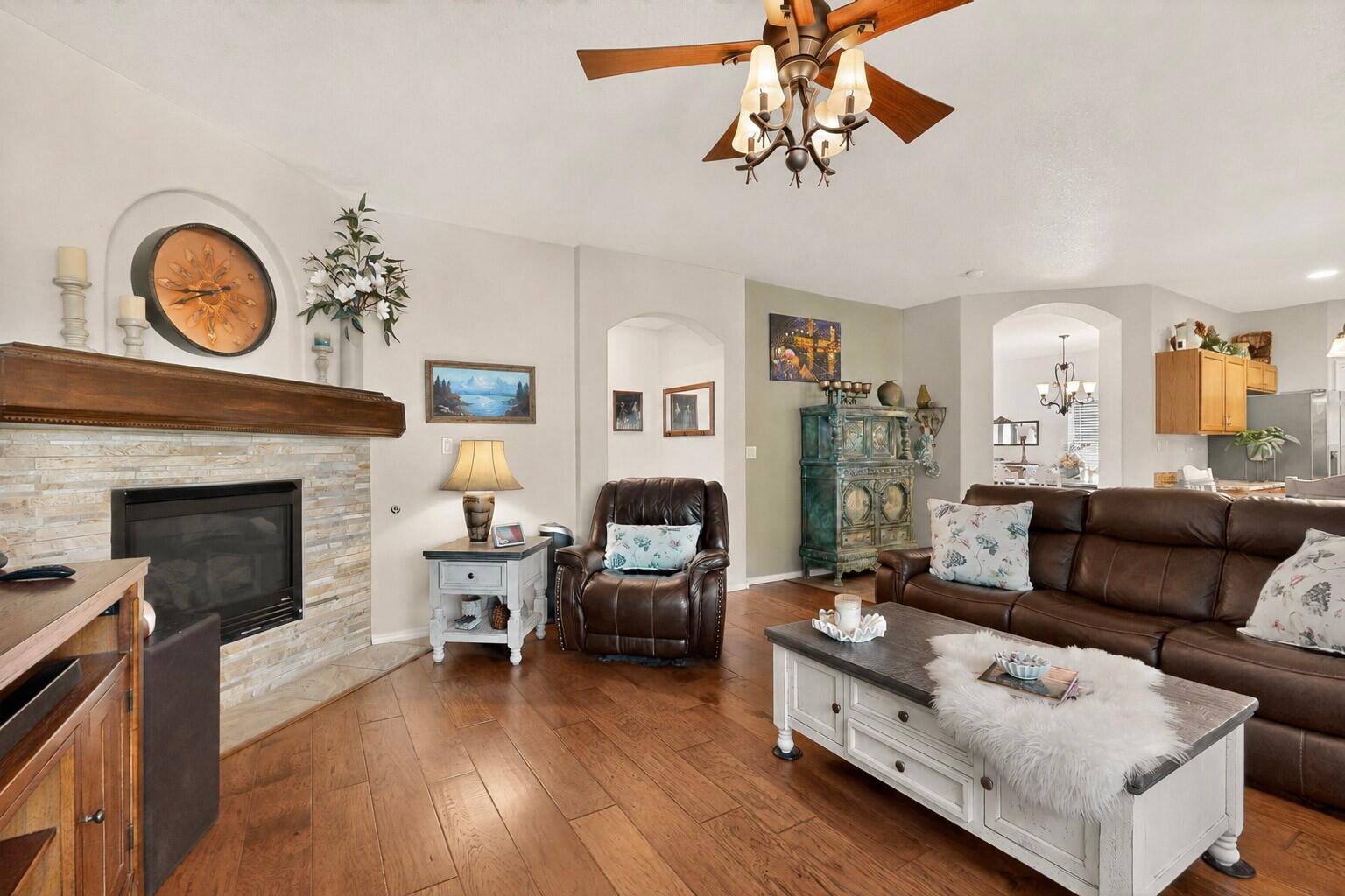 8623 Eagle Springs Drive NE