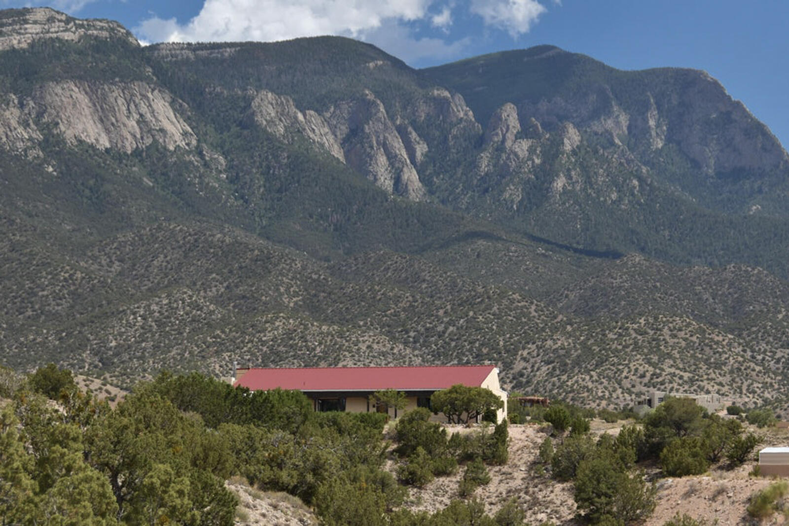 33 Yucca Lane