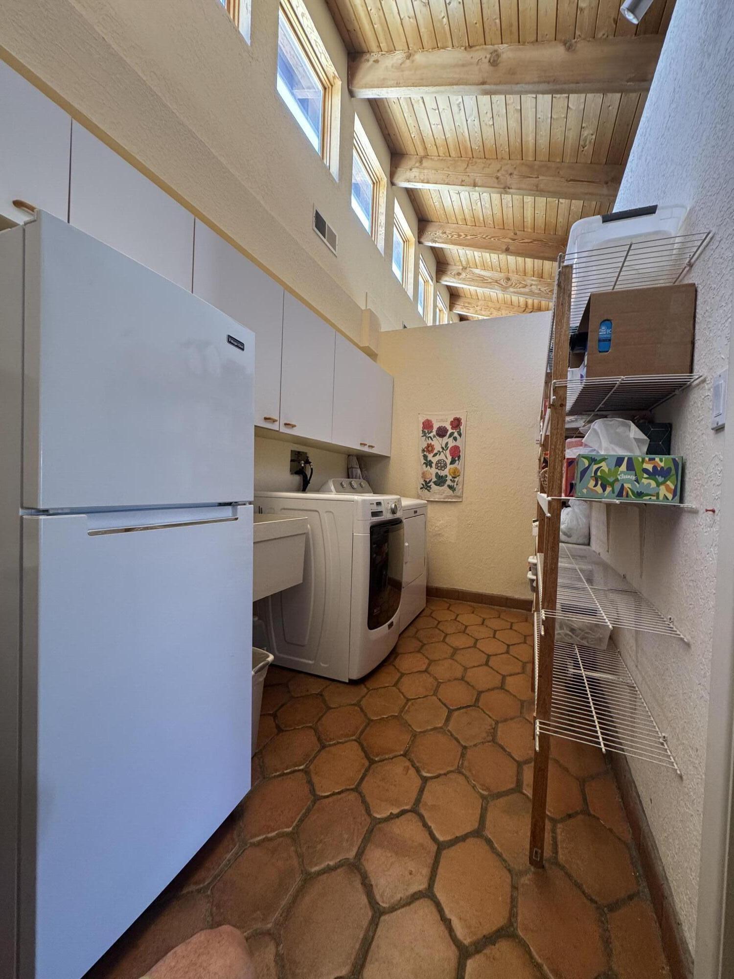 33 Yucca Lane