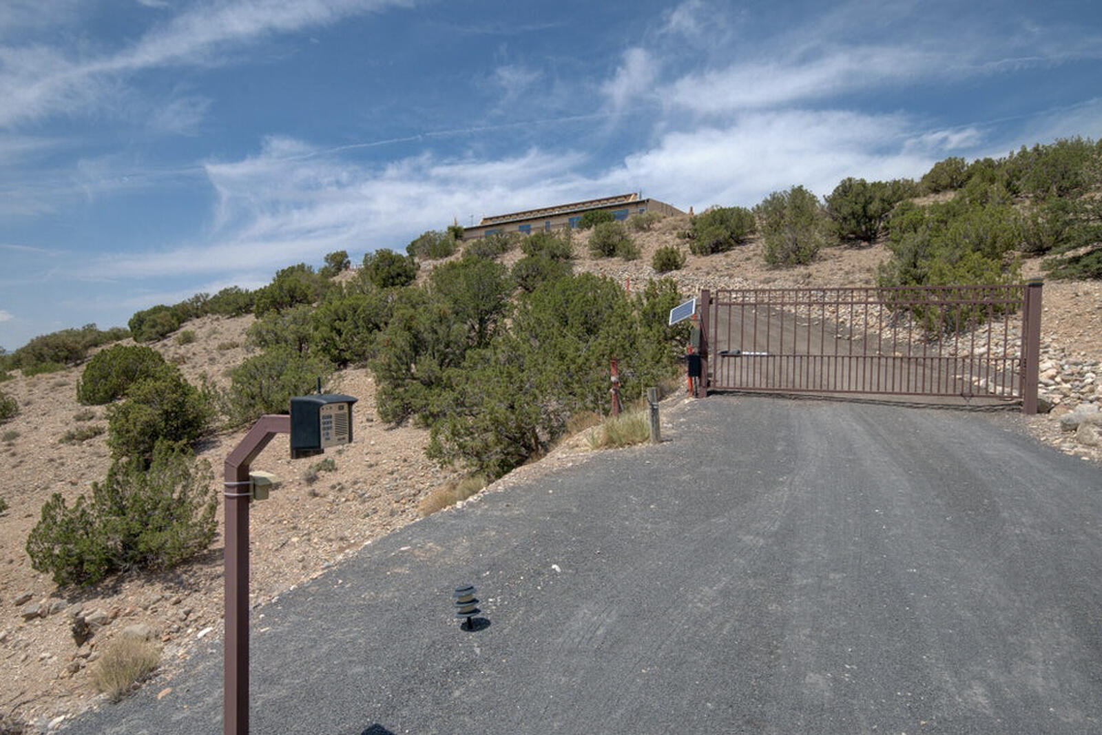 33 Yucca Lane