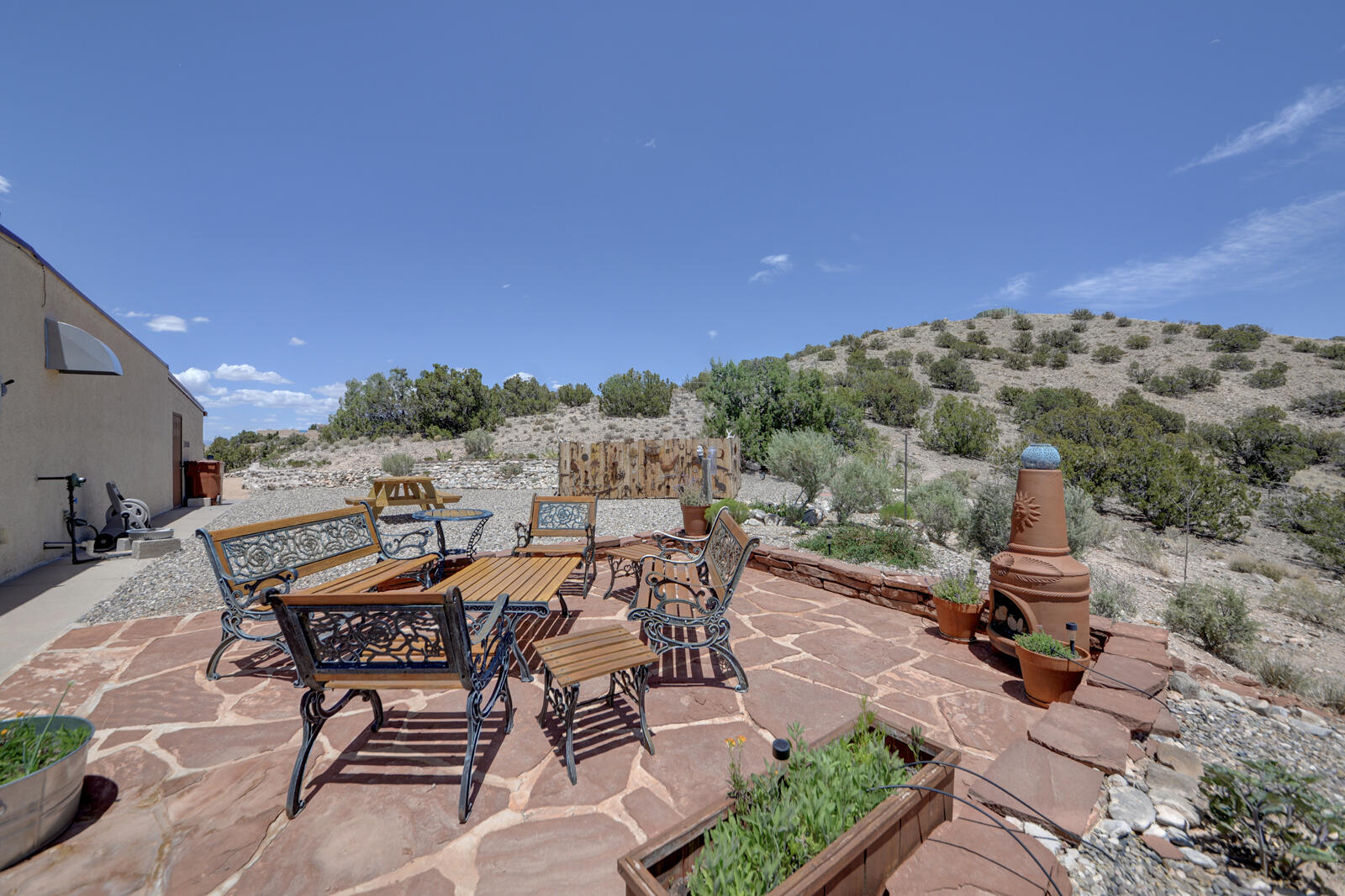 33 Yucca Lane