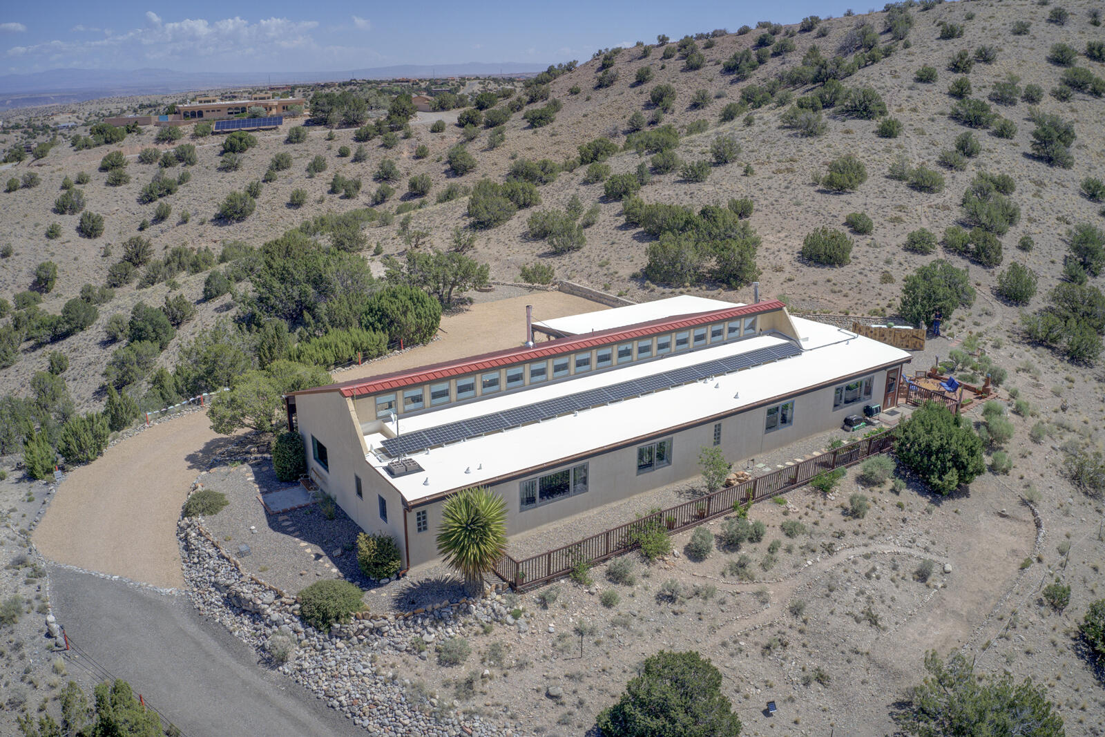 33 Yucca Lane