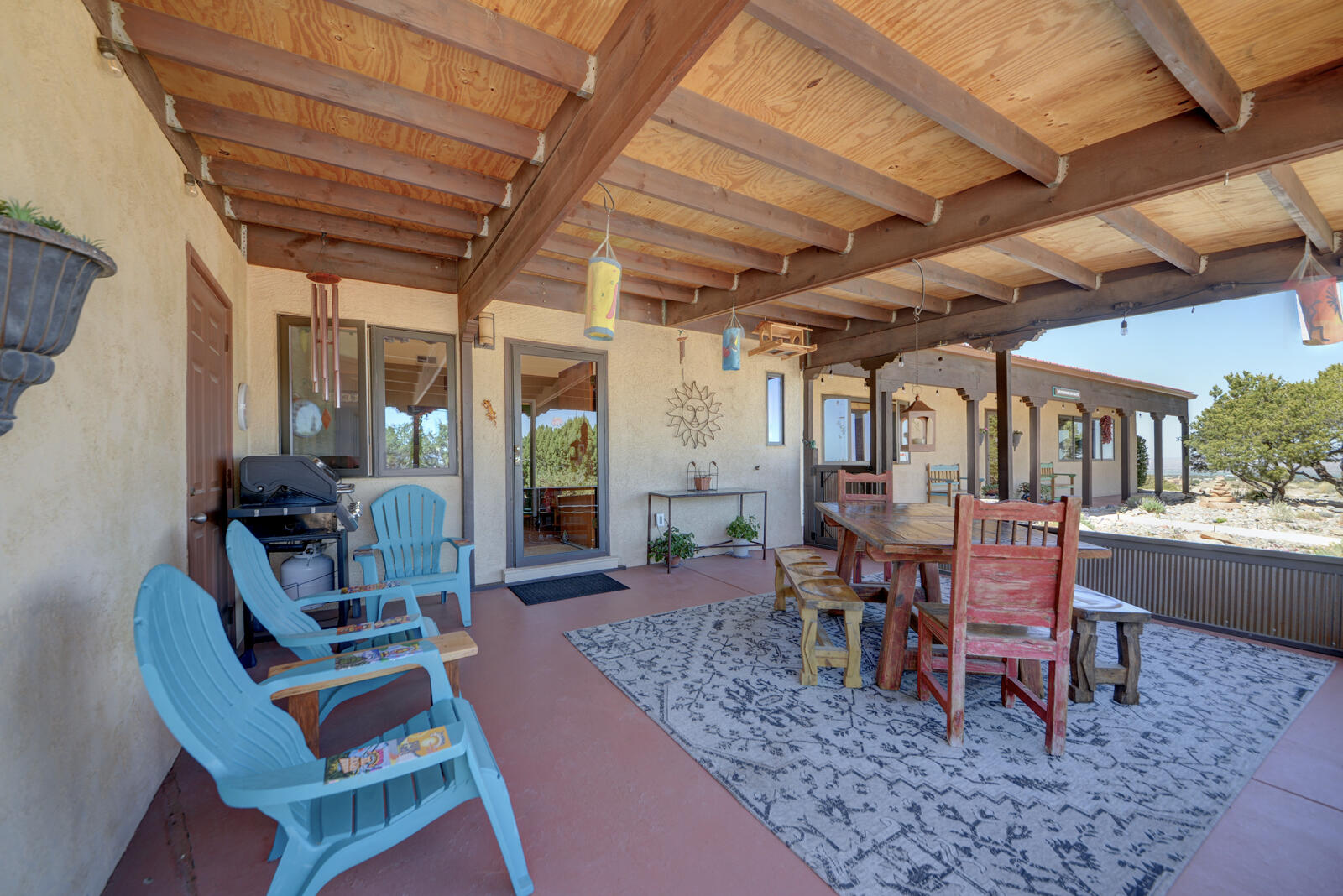 33 Yucca Lane