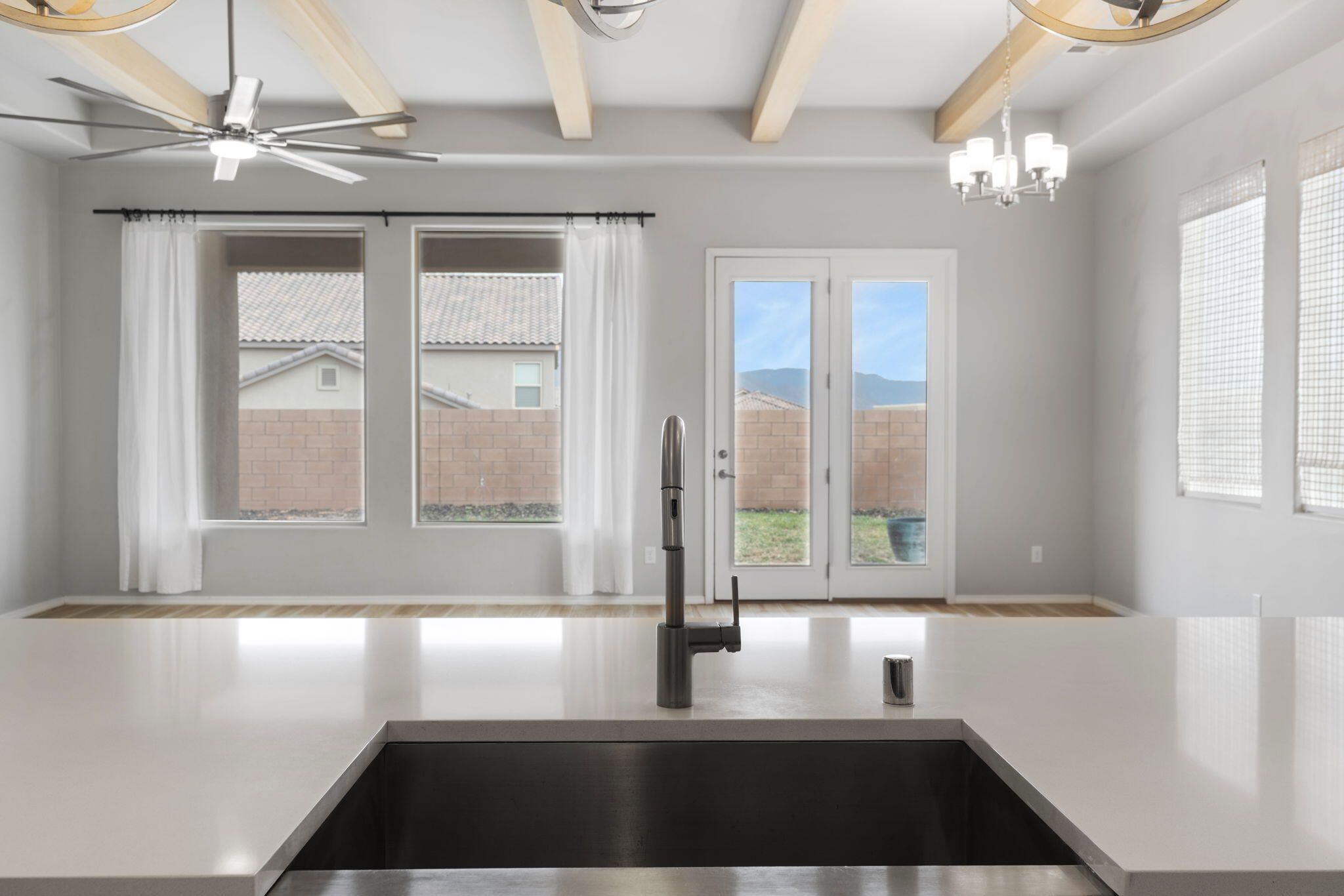 6926 Cleary Loop NE