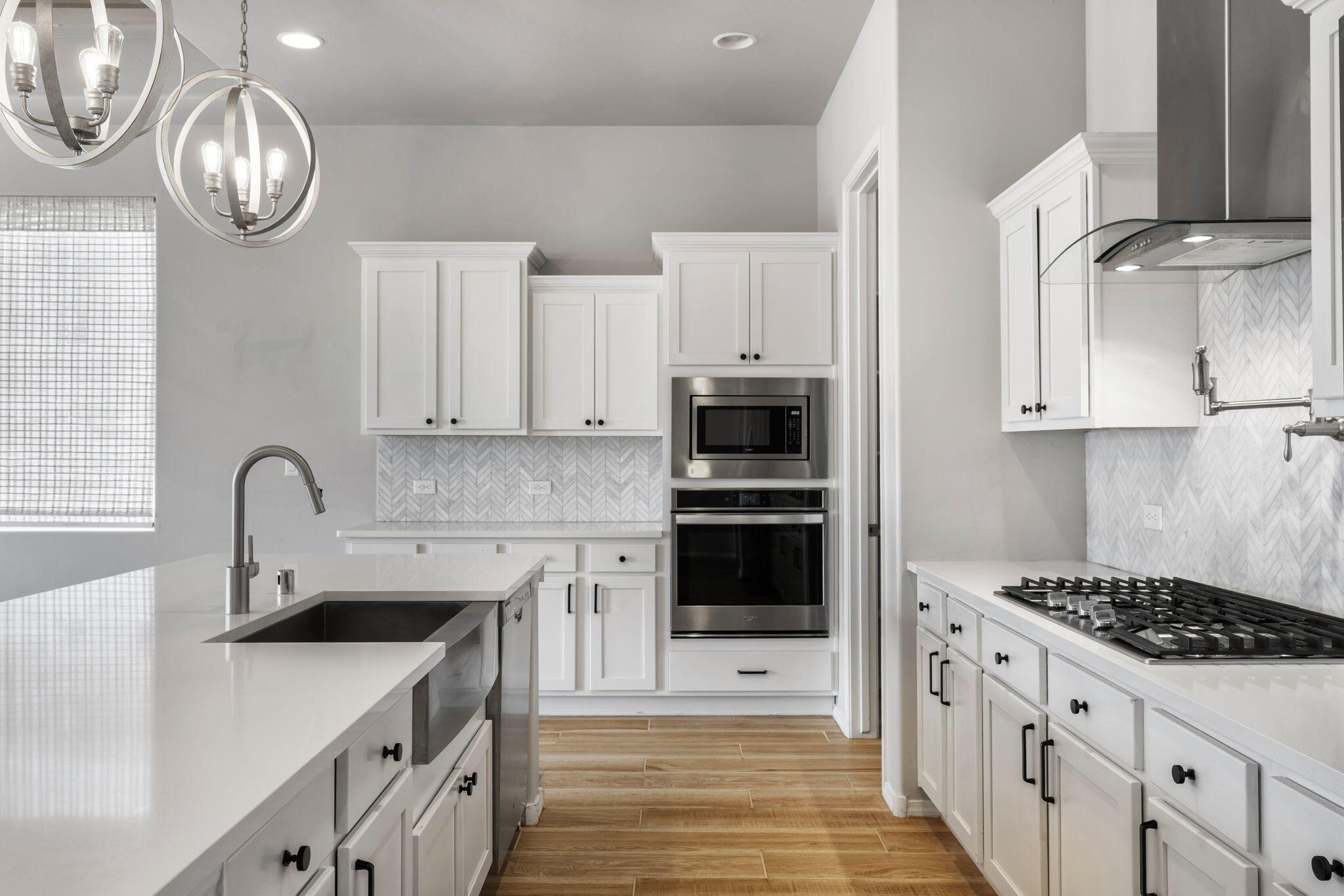 6926 Cleary Loop NE