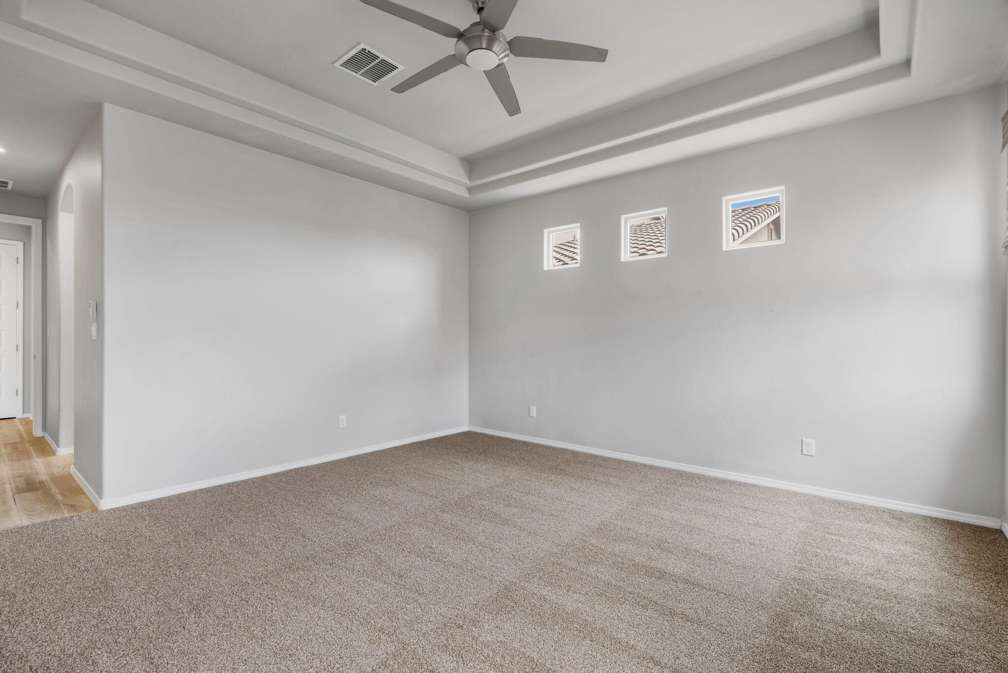6926 Cleary Loop NE