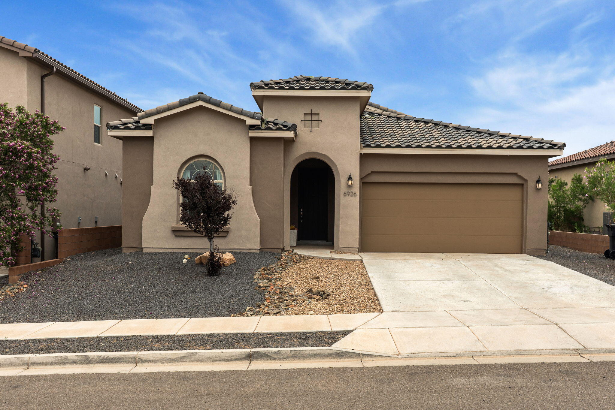 6926 Cleary Loop NE