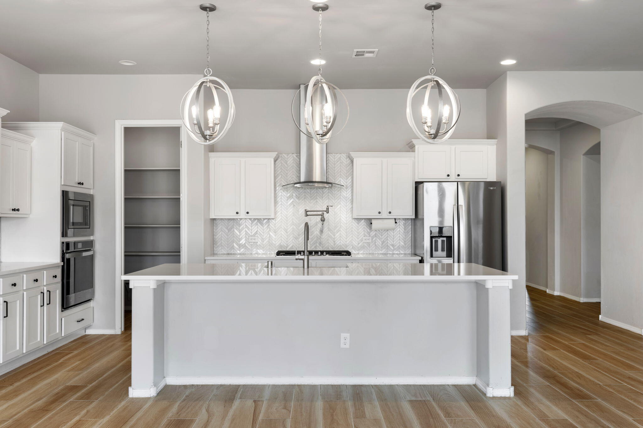 6926 Cleary Loop NE