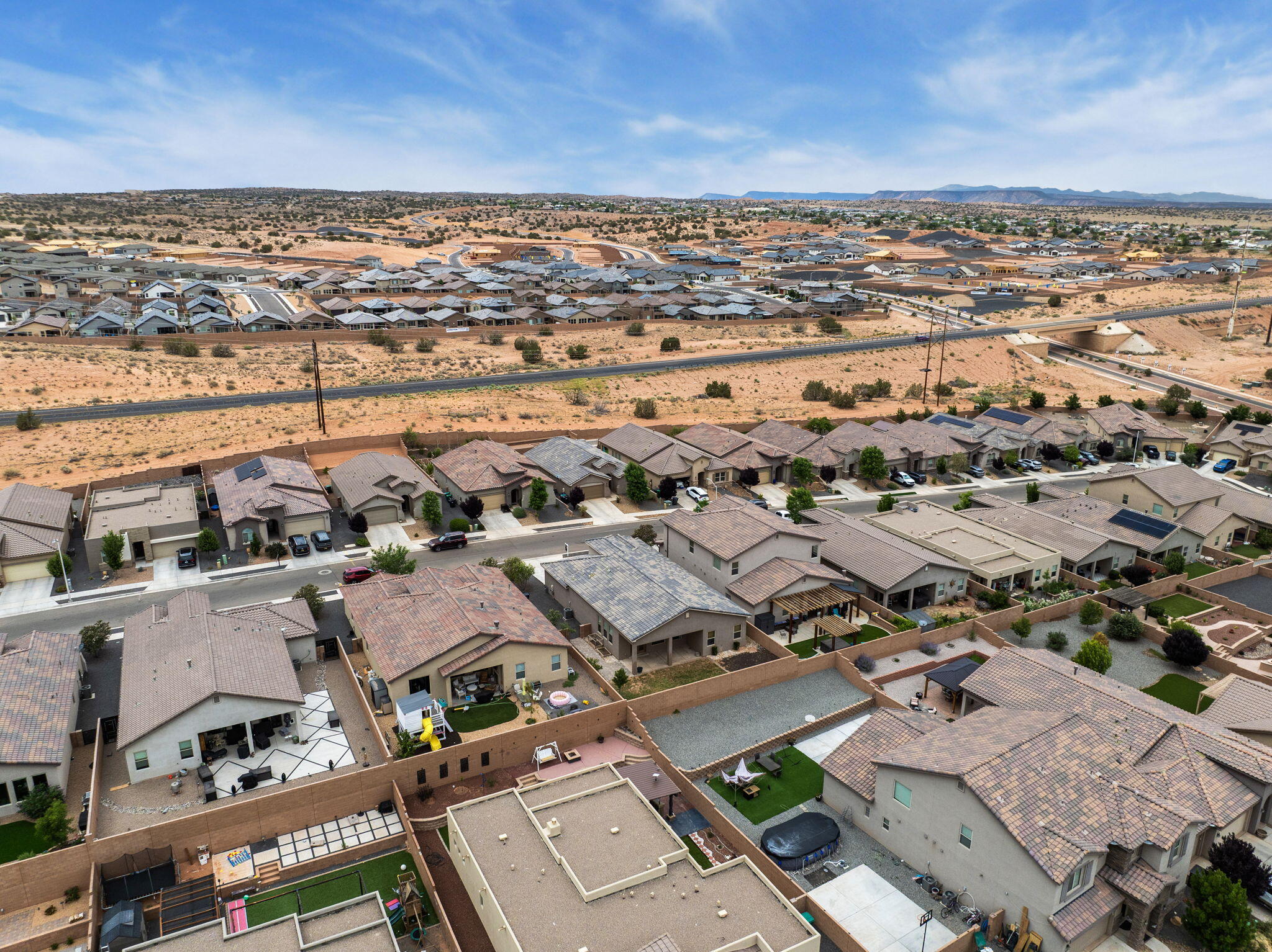 6926 Cleary Loop NE