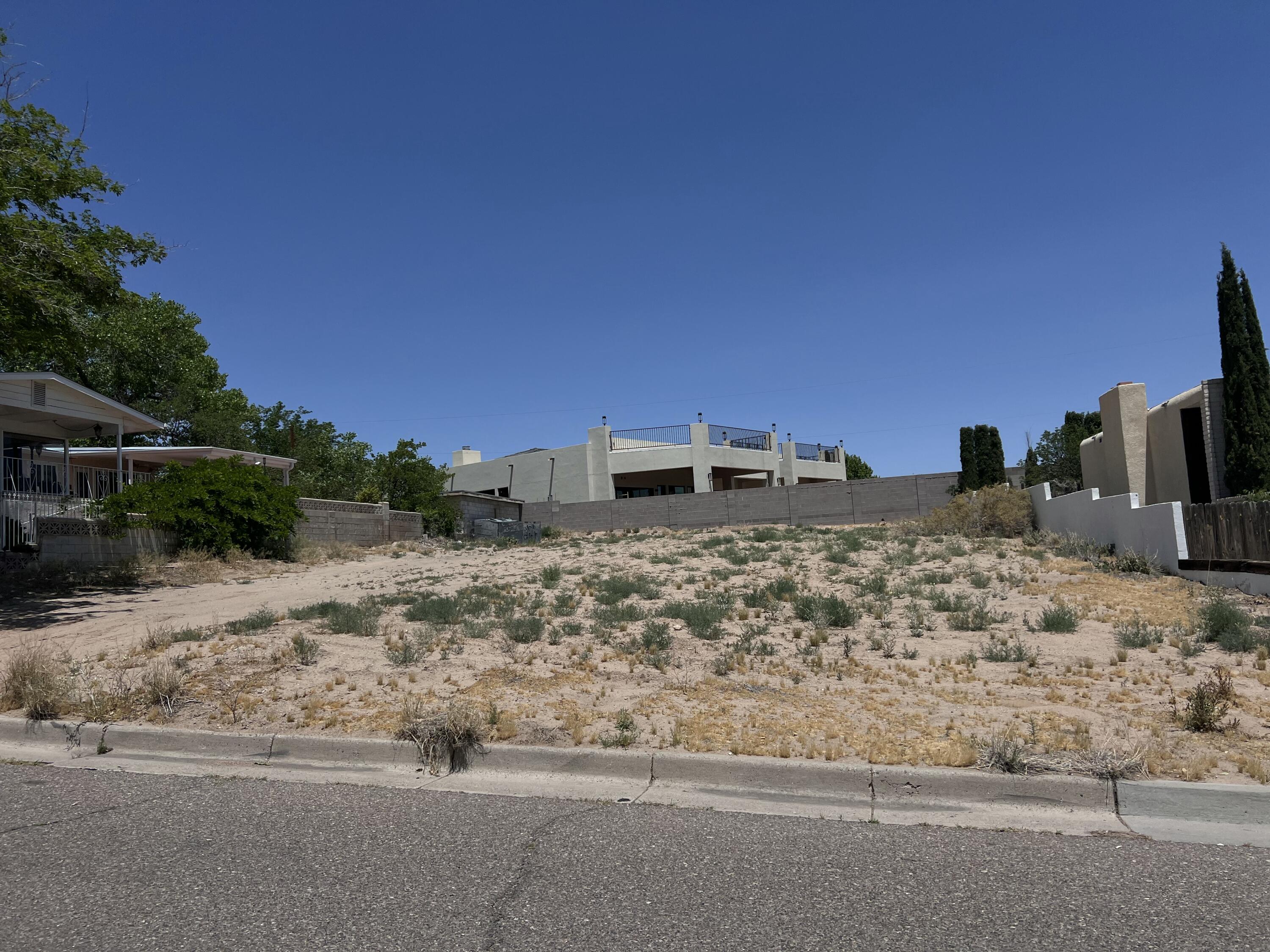 3837 Riverview Road NW