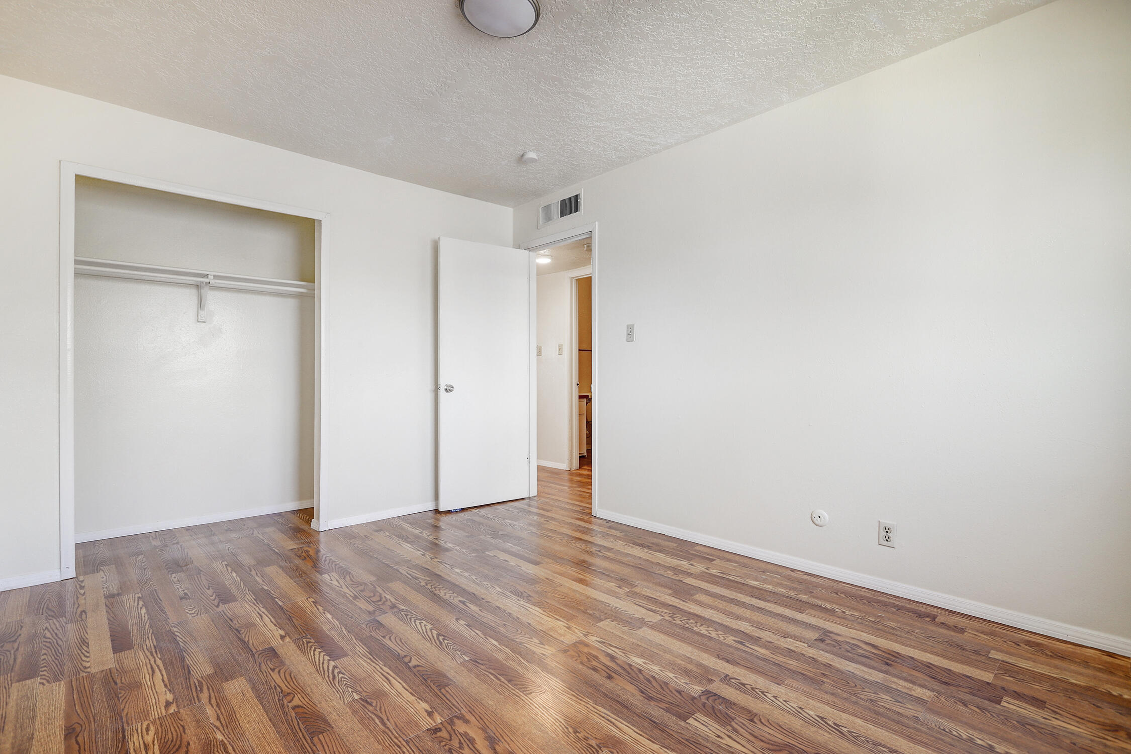 205 Alvarado Drive NE