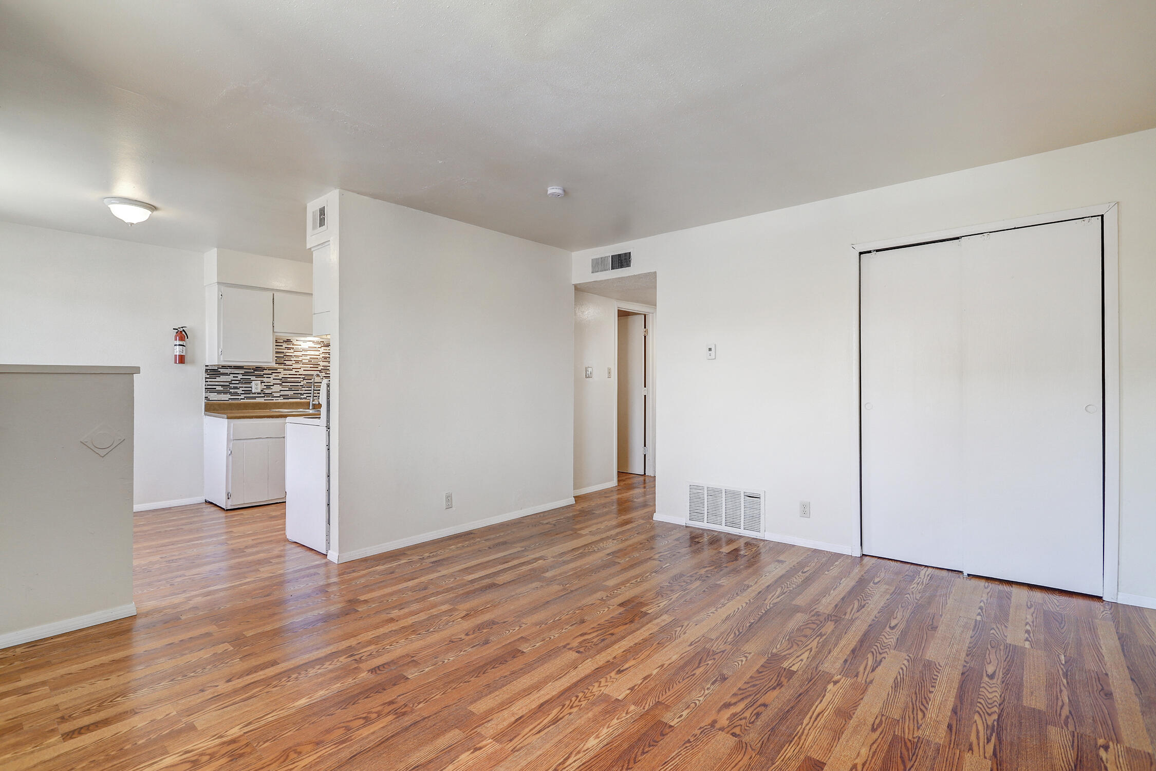 205 Alvarado Drive NE