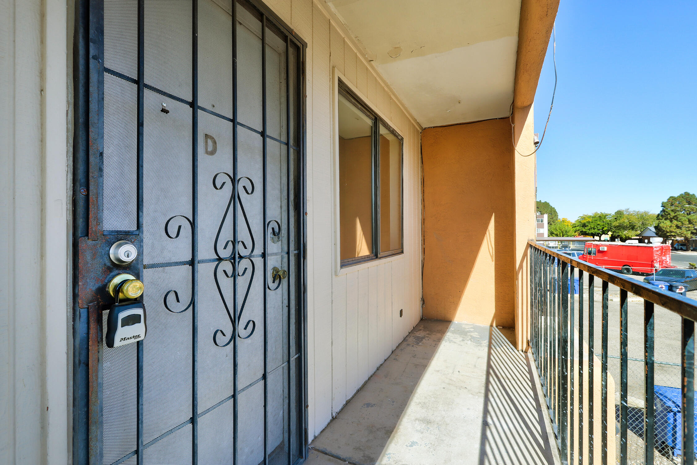 205 Alvarado Drive NE