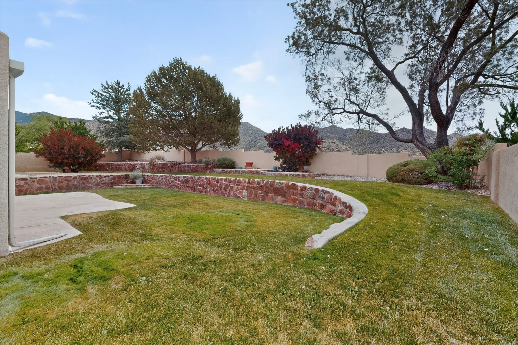 1224 Sierra Larga Drive NE