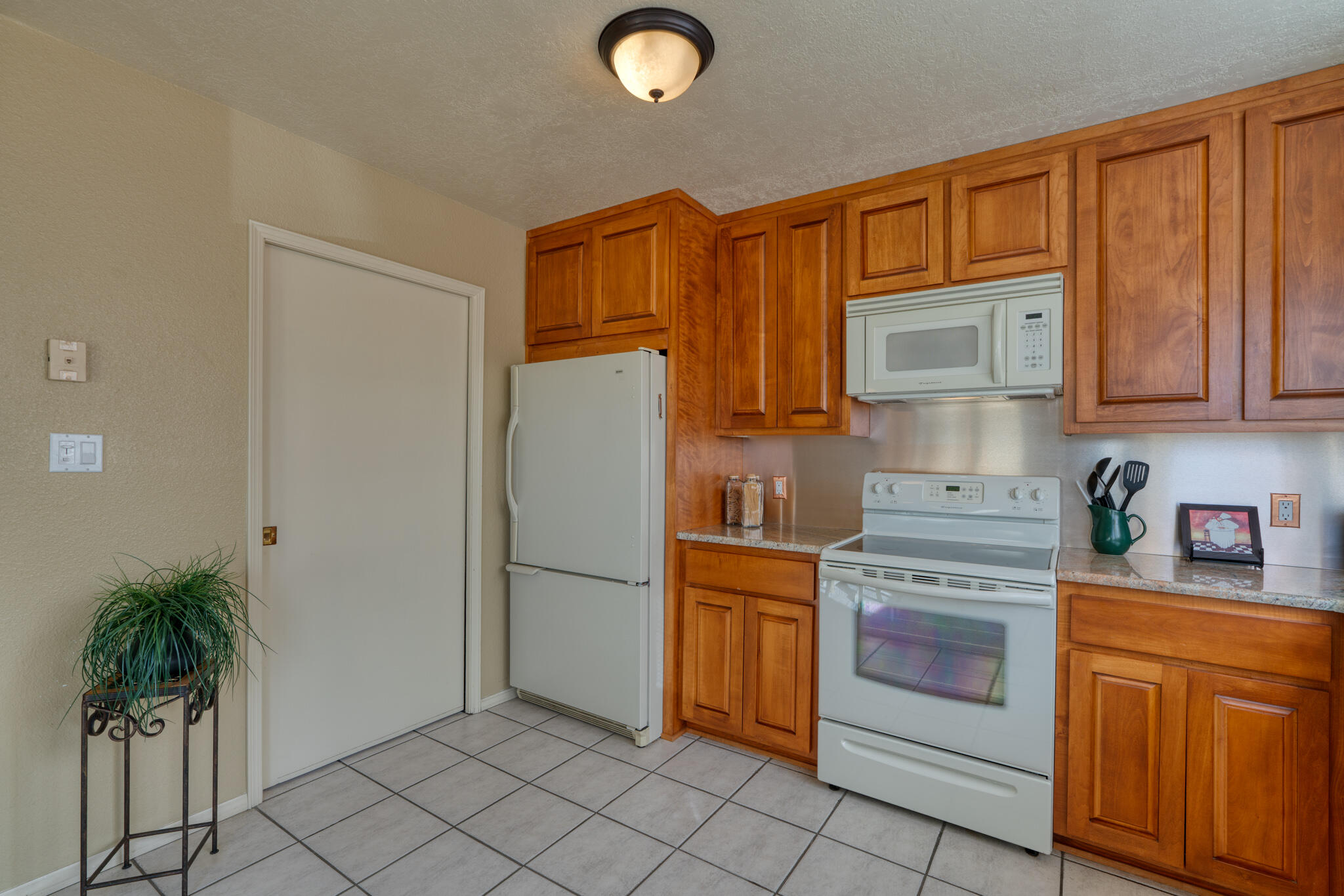 10277 Las Casitas Court NE
