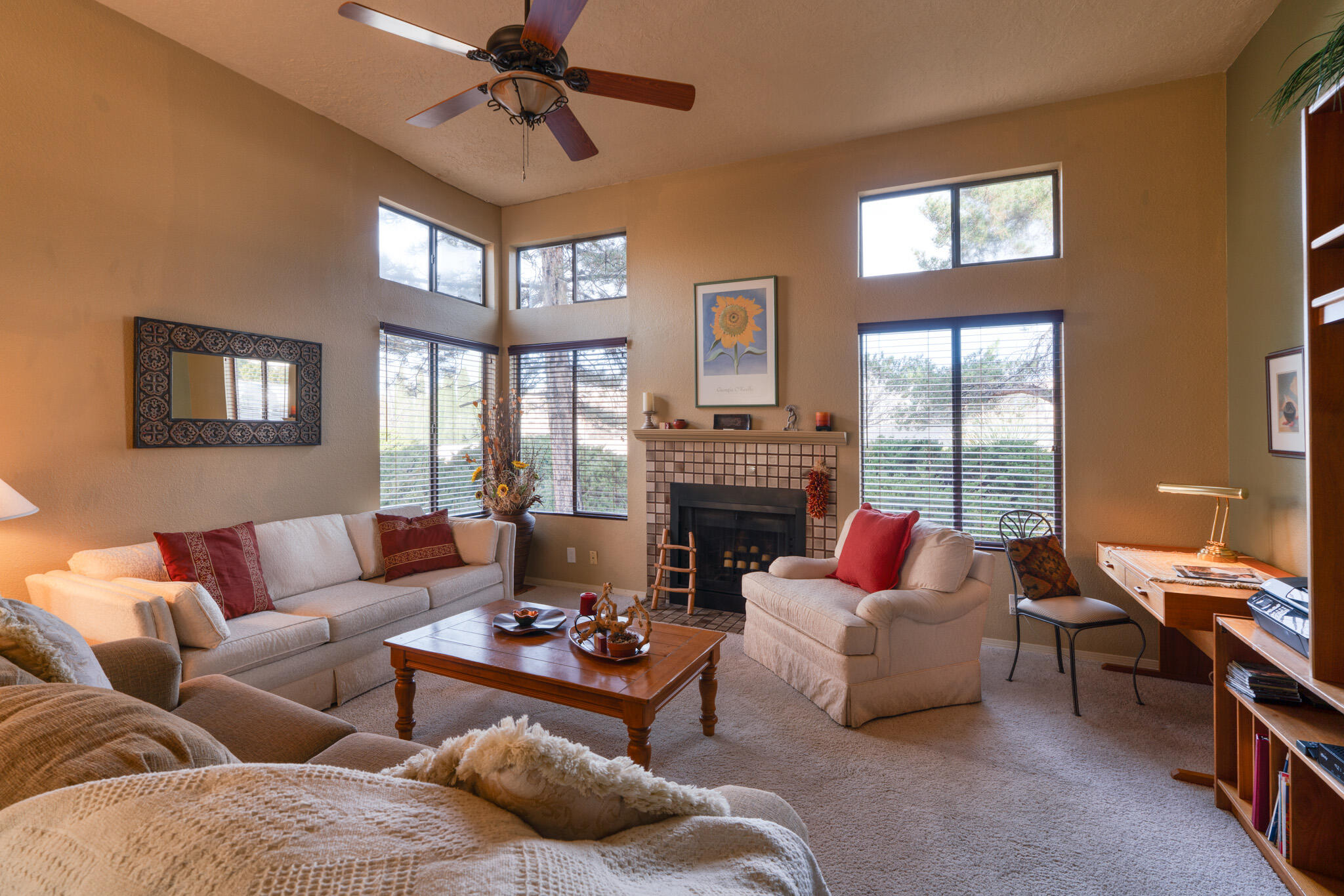 10277 Las Casitas Court NE