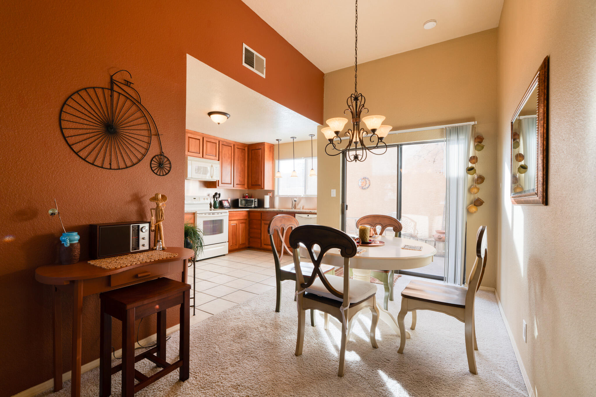 10277 Las Casitas Court NE