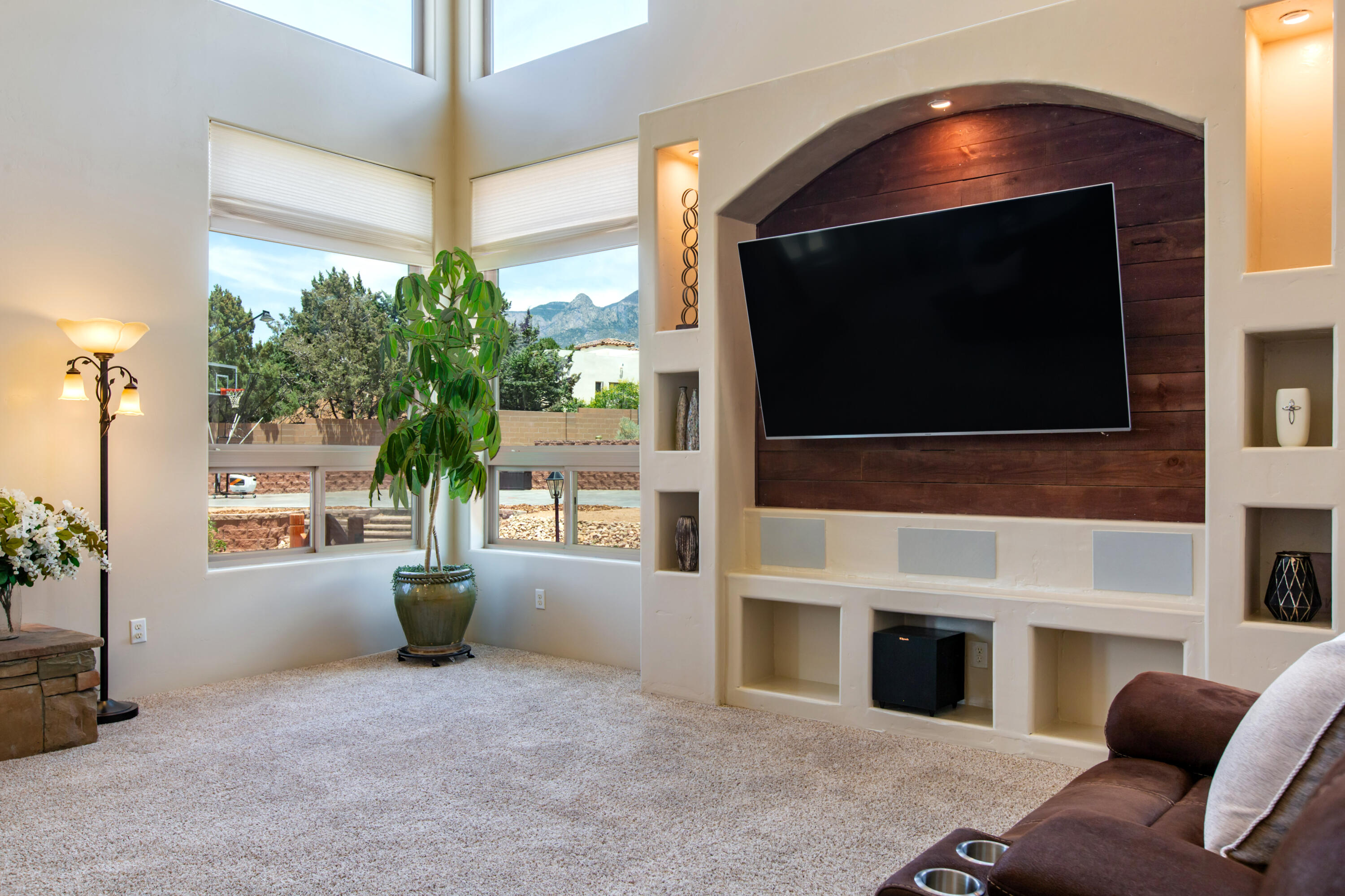 12201 Santa Monica Drive NE