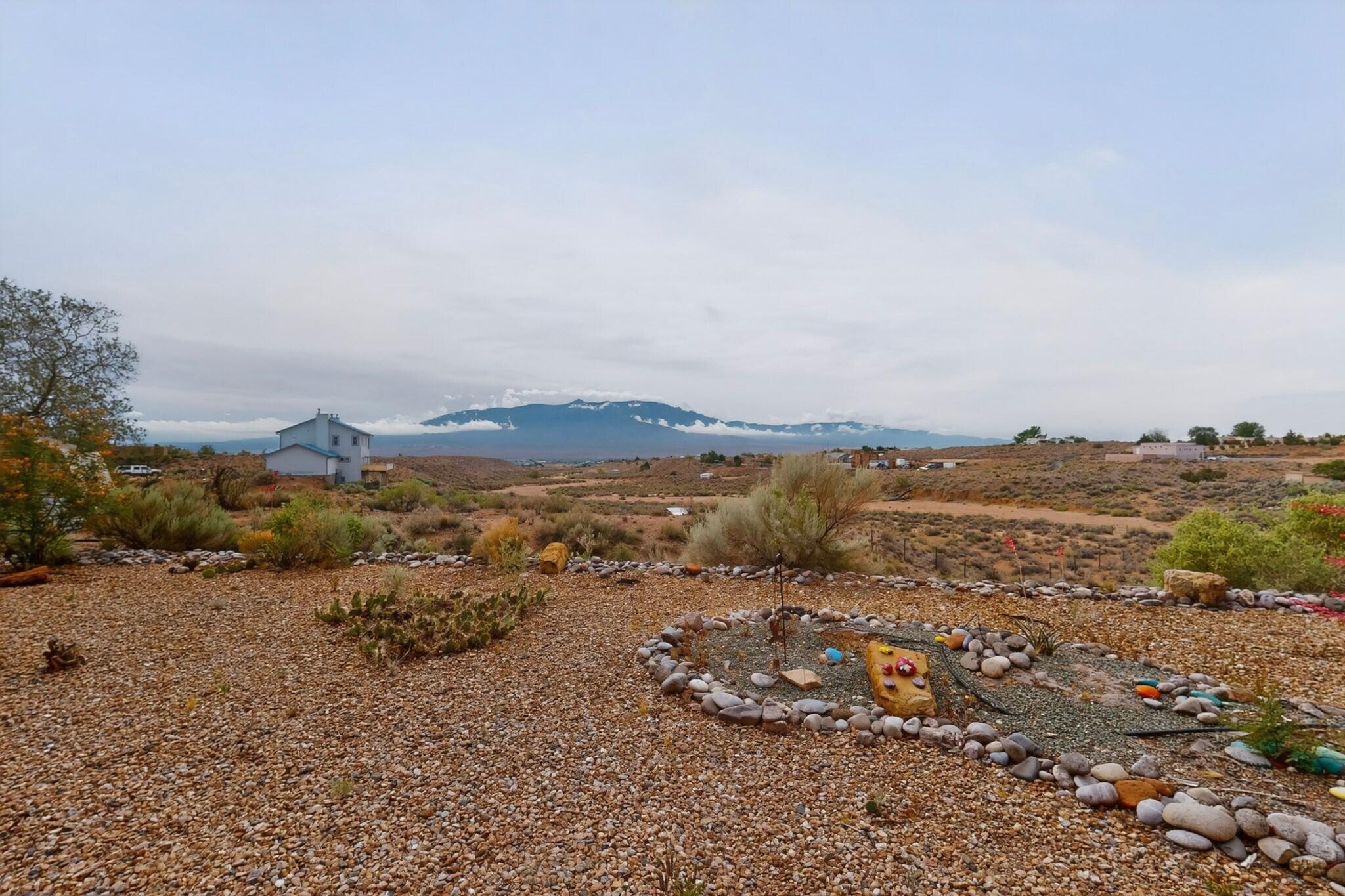 1480 Nez Perce Loop NE