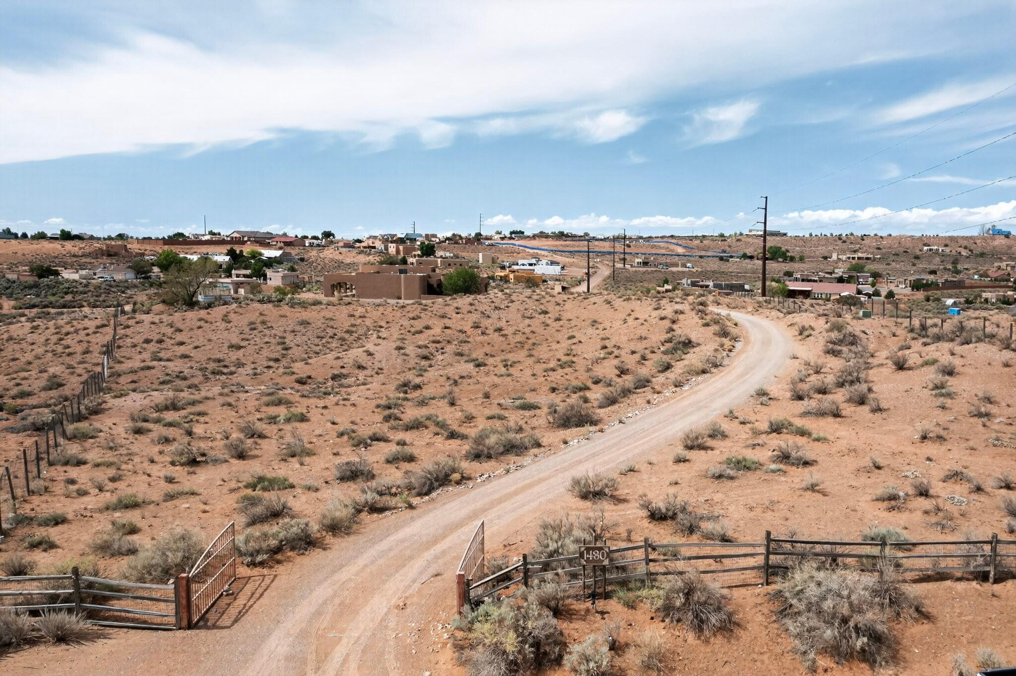 1480 Nez Perce Loop NE