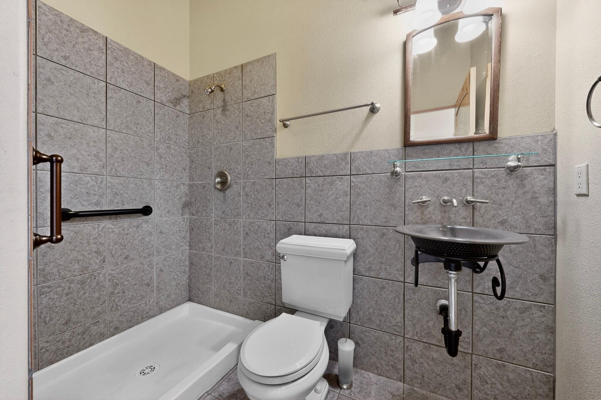 1480 Nez Perce Loop NE