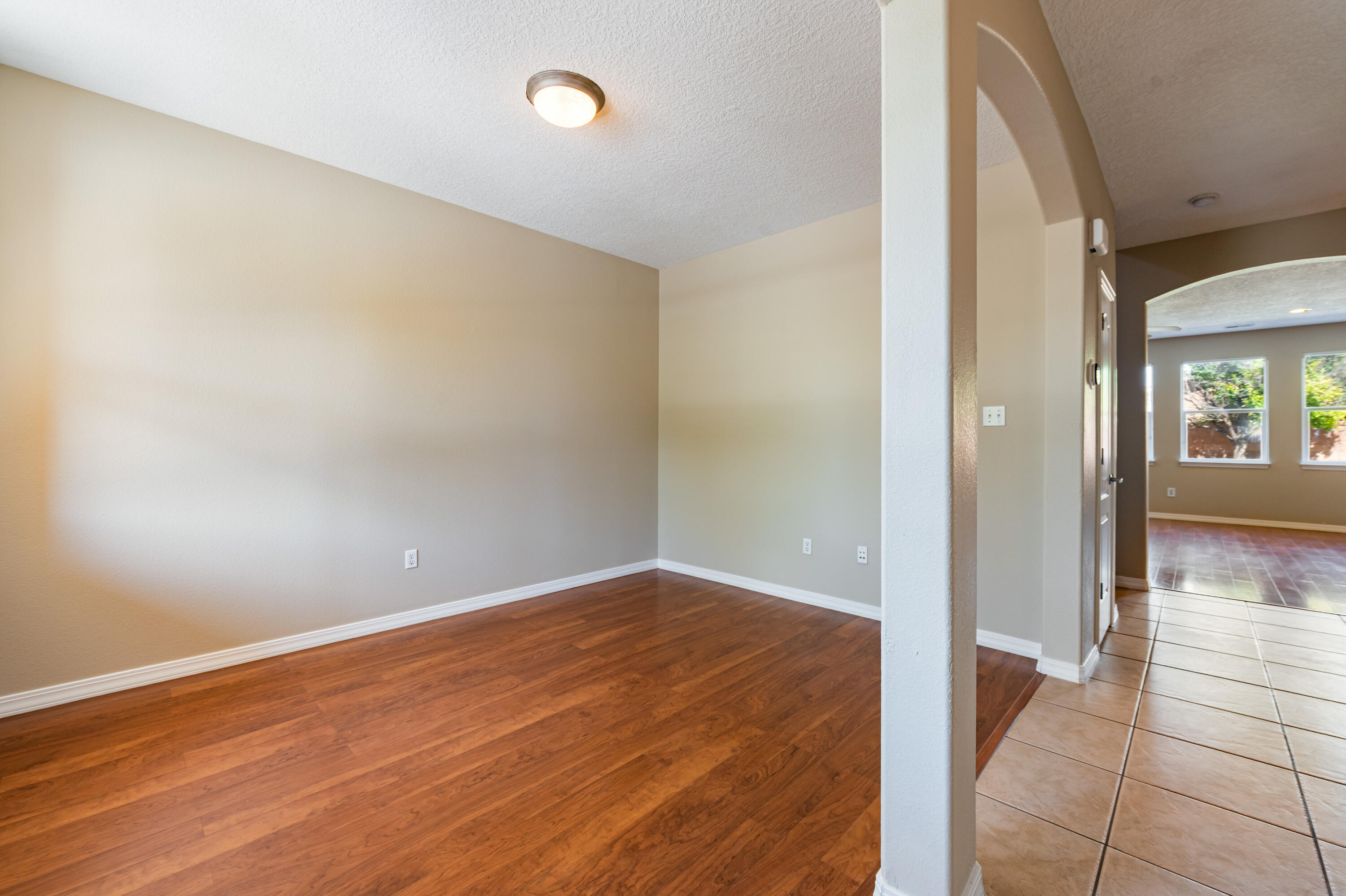 1608 Veridian Drive SE