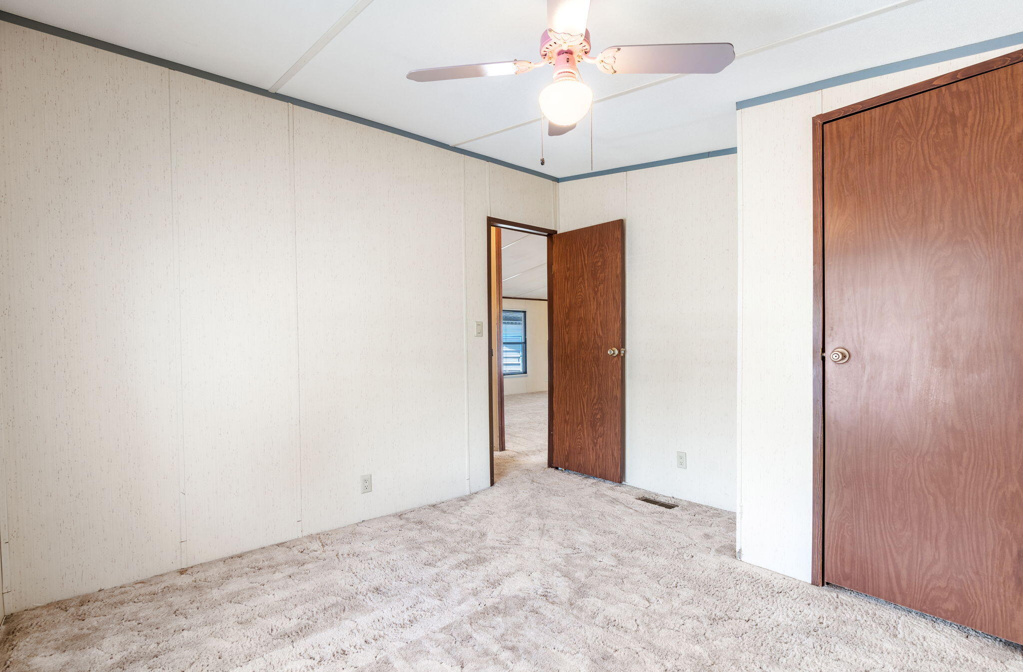 400 Del Rey Court SE