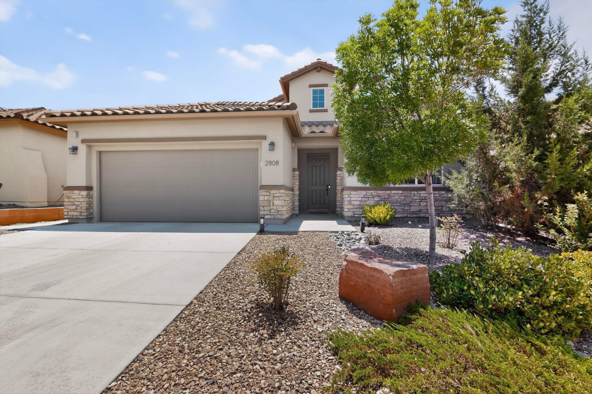 2808 Walsh Loop SE